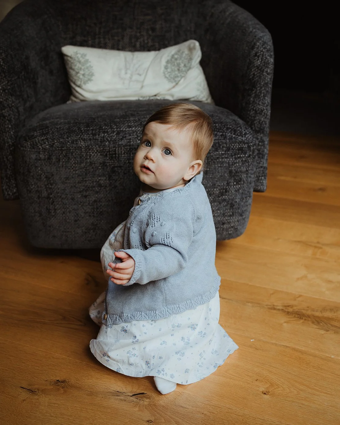 9 month old family photoshoot at home in bristol