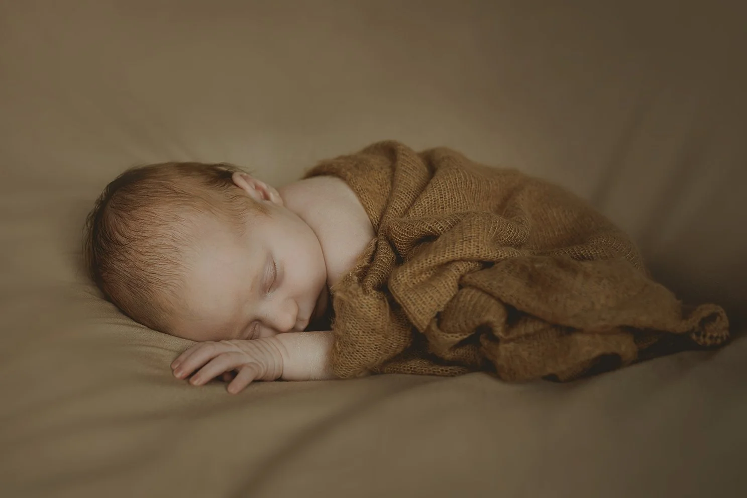 Portrait of baby sleeping - newborn photopgraphy Bath