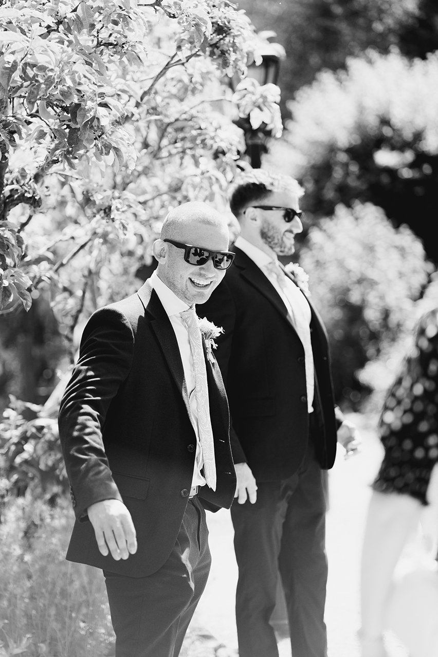 Image of a groomsmen before the ceremony.