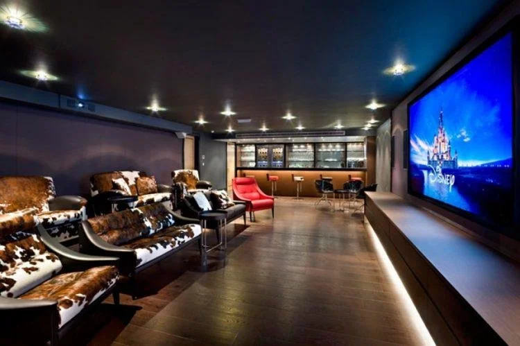 home-theater-designs-2-750x499.jpeg