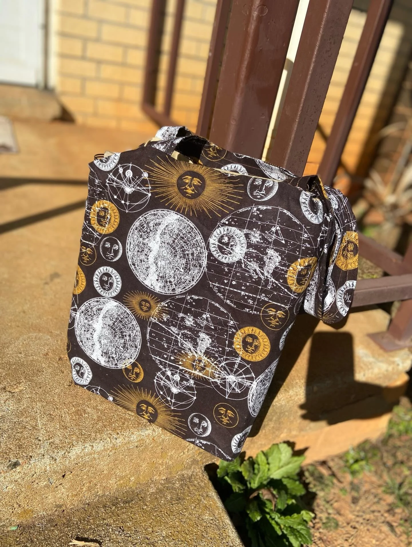 Showing off one of my first sewing projects. I am so in love with this tote bag 🦁♌️

What is your zodiac sign? 

#zodiac #totebag #sewing #sewing