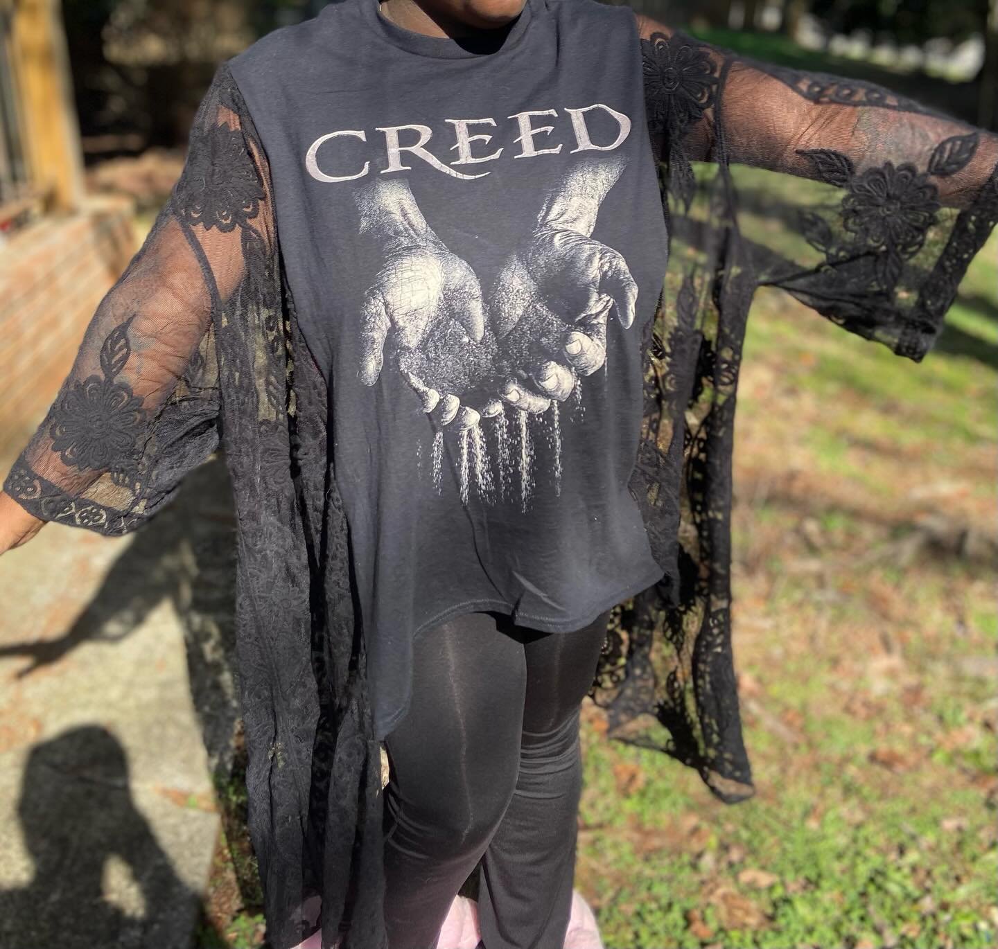 I had a my first sew request and this is how it turned out 🤍🖤

#sewcute #sewsewsew  #creed