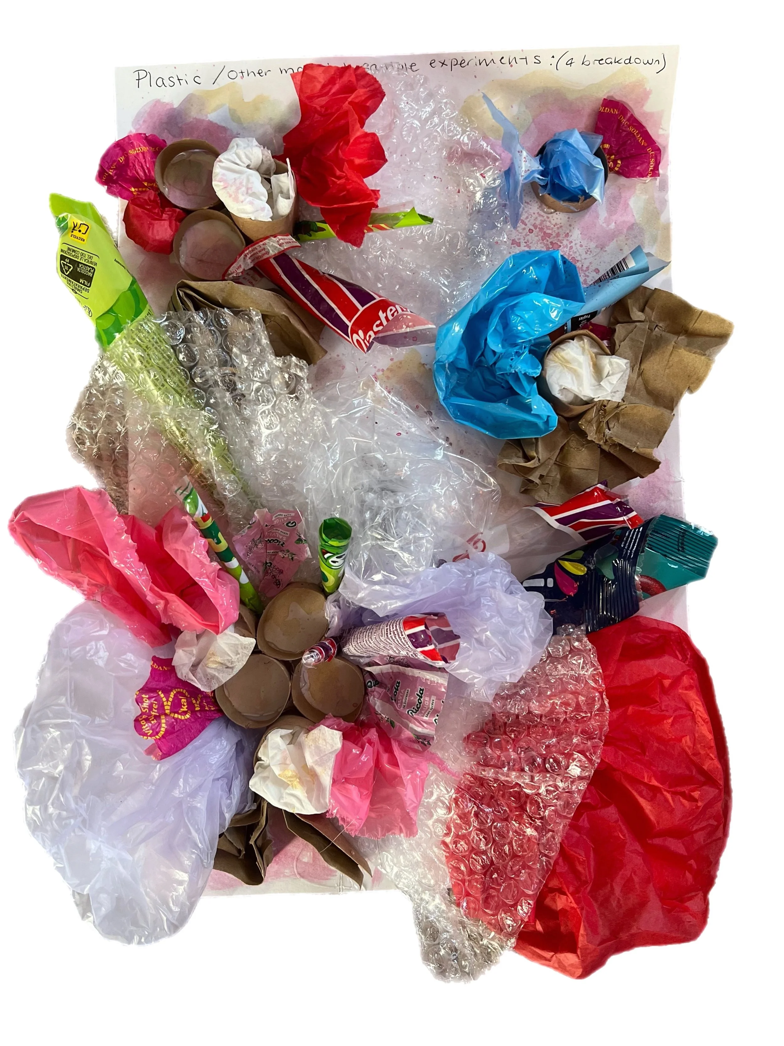 Material design experimentation
Using plastic and rubbish to imitate coral reef shapes and textures