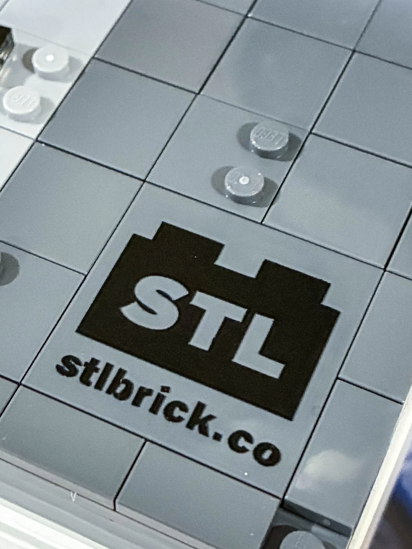 Nearing completion of a commission. Added some branding. The cricut is a love/hate relationship 😋 Looking forward to unveiling the full build! Oh yeah, I also have a website finally. Though it is very basic for the moment, more updates soon. Looking