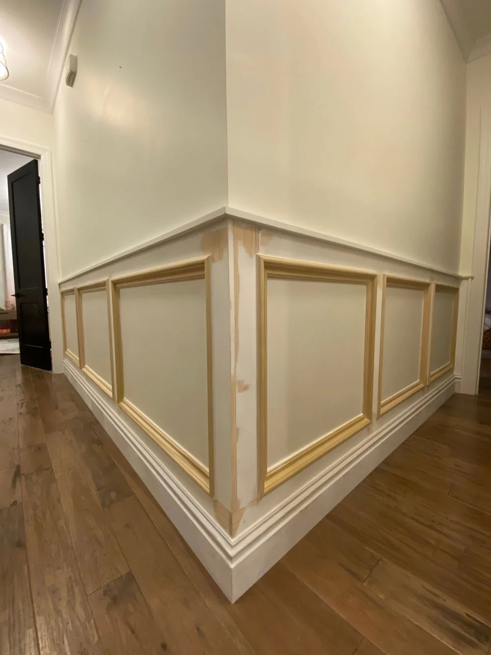 Custom Wainscoting: Sappington, MO