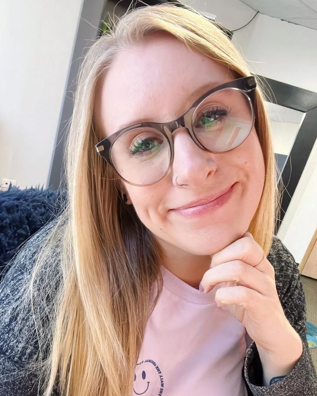 Free Wallpaper for January 2023 | Six Leaf Design | Freelance Graphic + Logo + Brand + Web Designer | Denver, Colorado