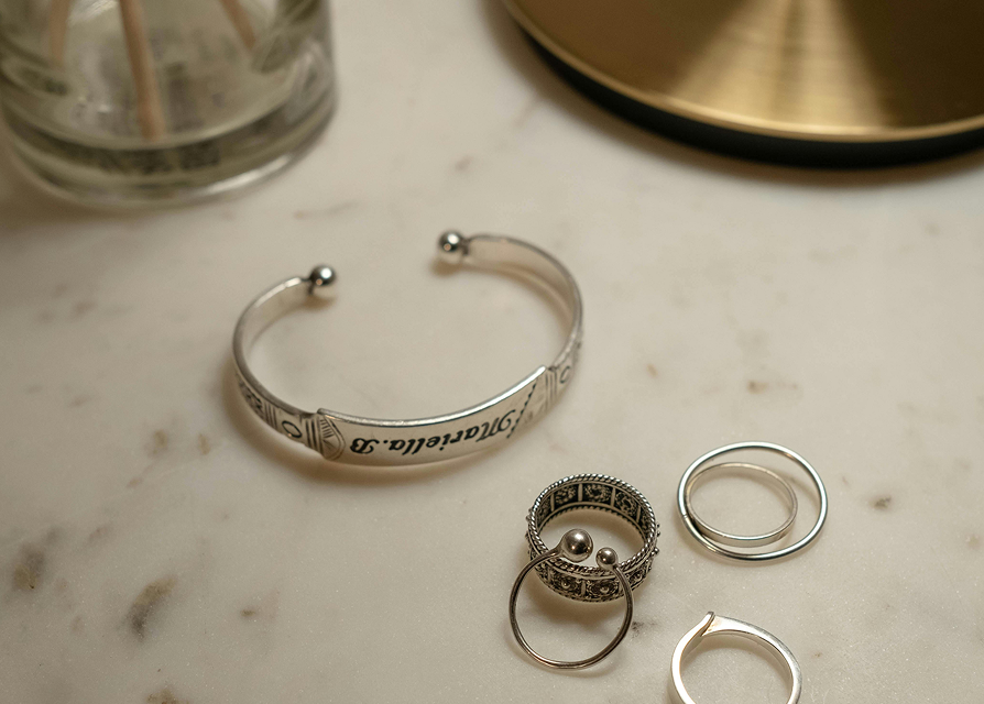Bracelet