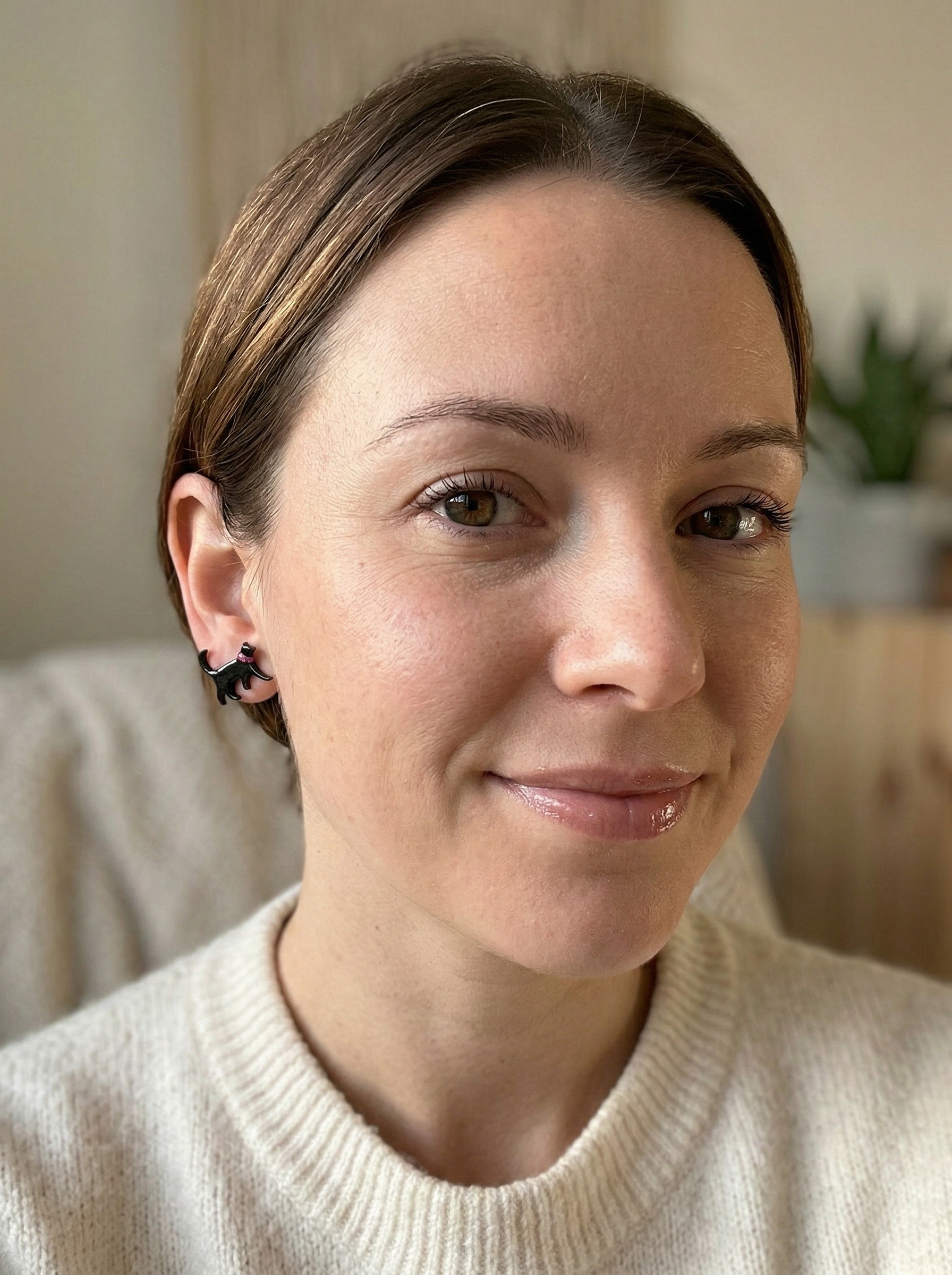 Midnight Cat Stud Earrings-3.png