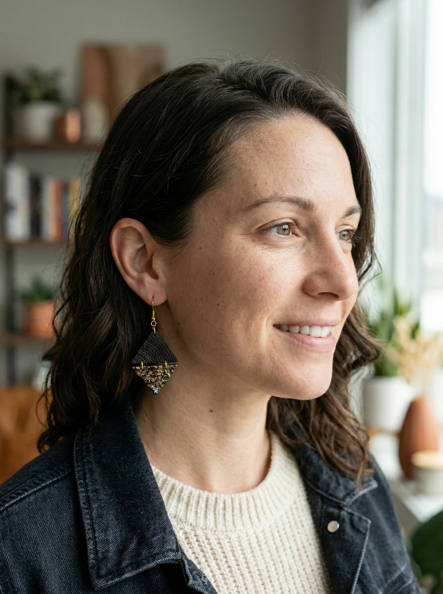 Midnight Summit Drop Earrings-2.png