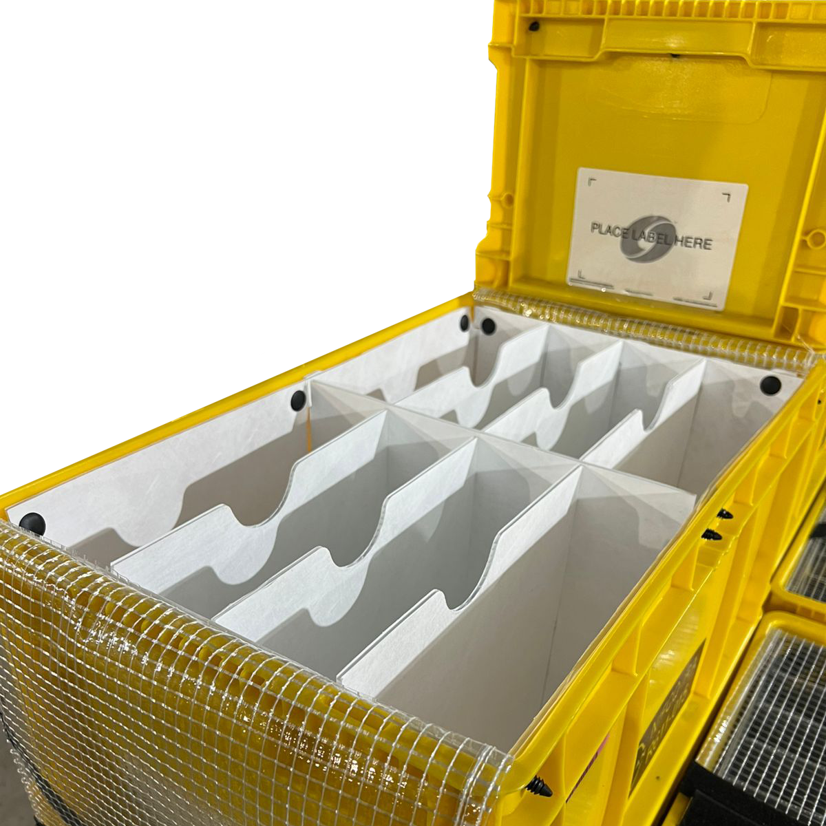 Celdado de Coroplast con Tyvek y Dubetina.