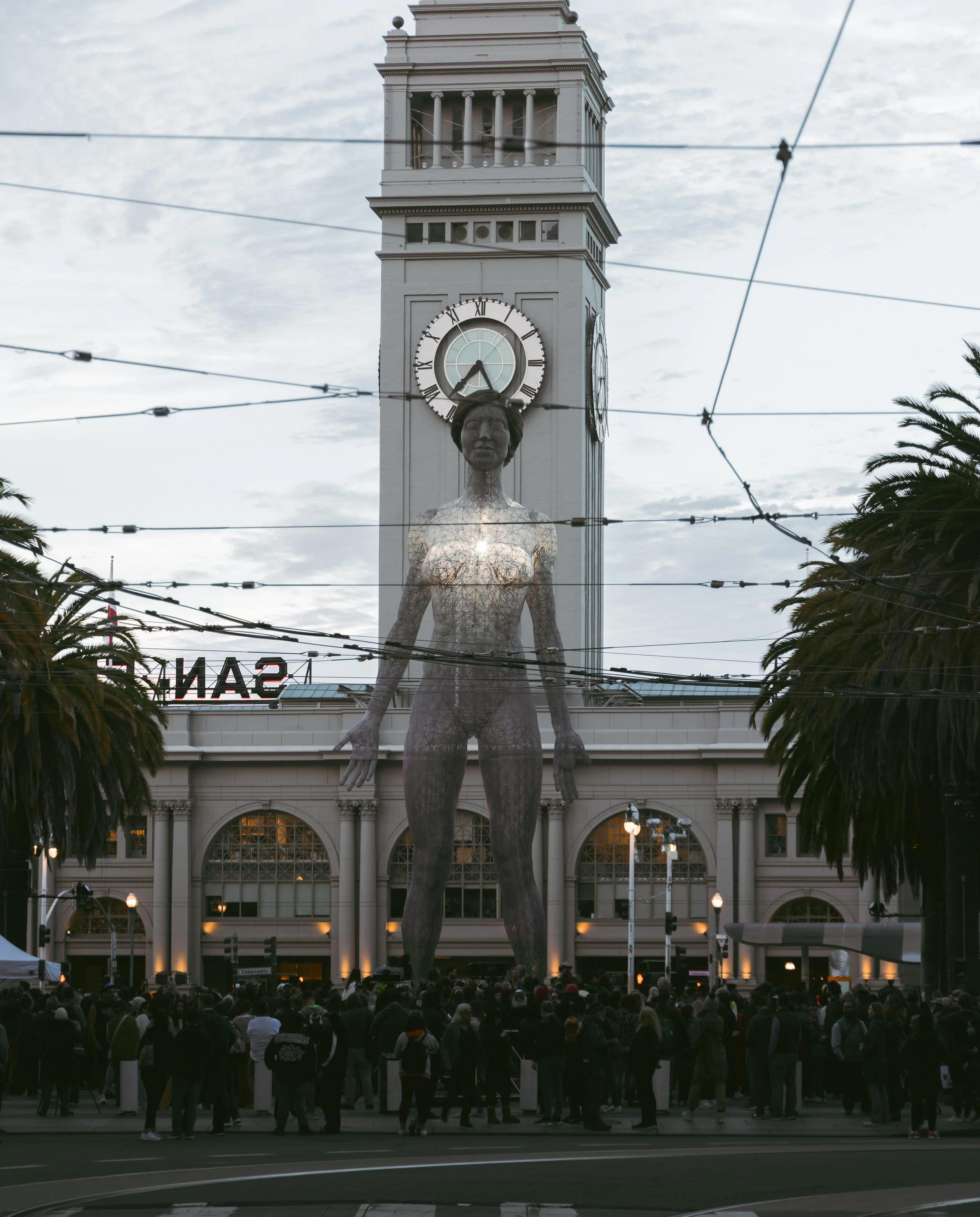 Giant nude sculpture near San Francisco’s Ferry Building is up for sale
