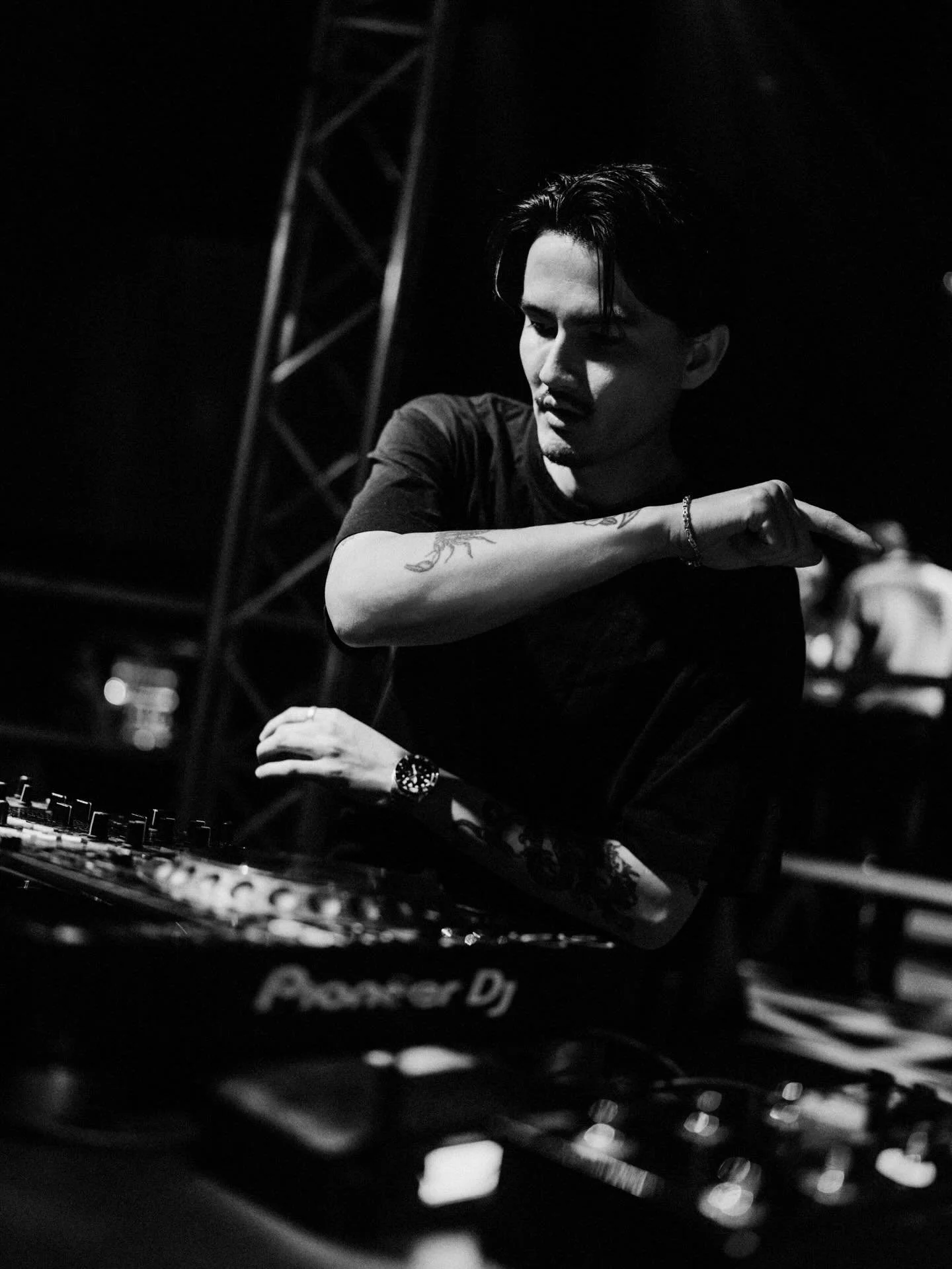 Immaculate vibes with happy guests, longtime friends and fellow professionals in my home, Helsingborg&diams;️ 📸 @eventsbyzlatan