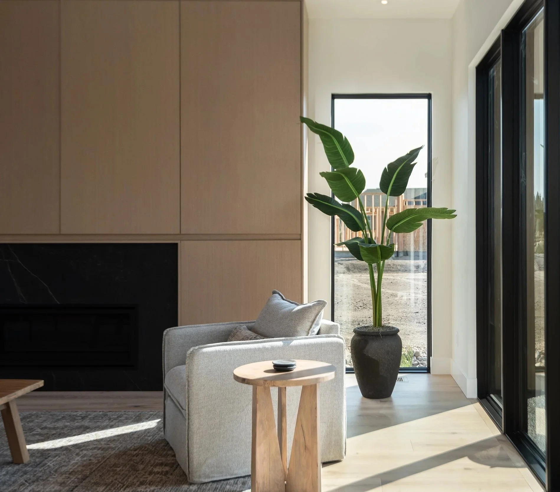 Luxehouse_promo3.jpg