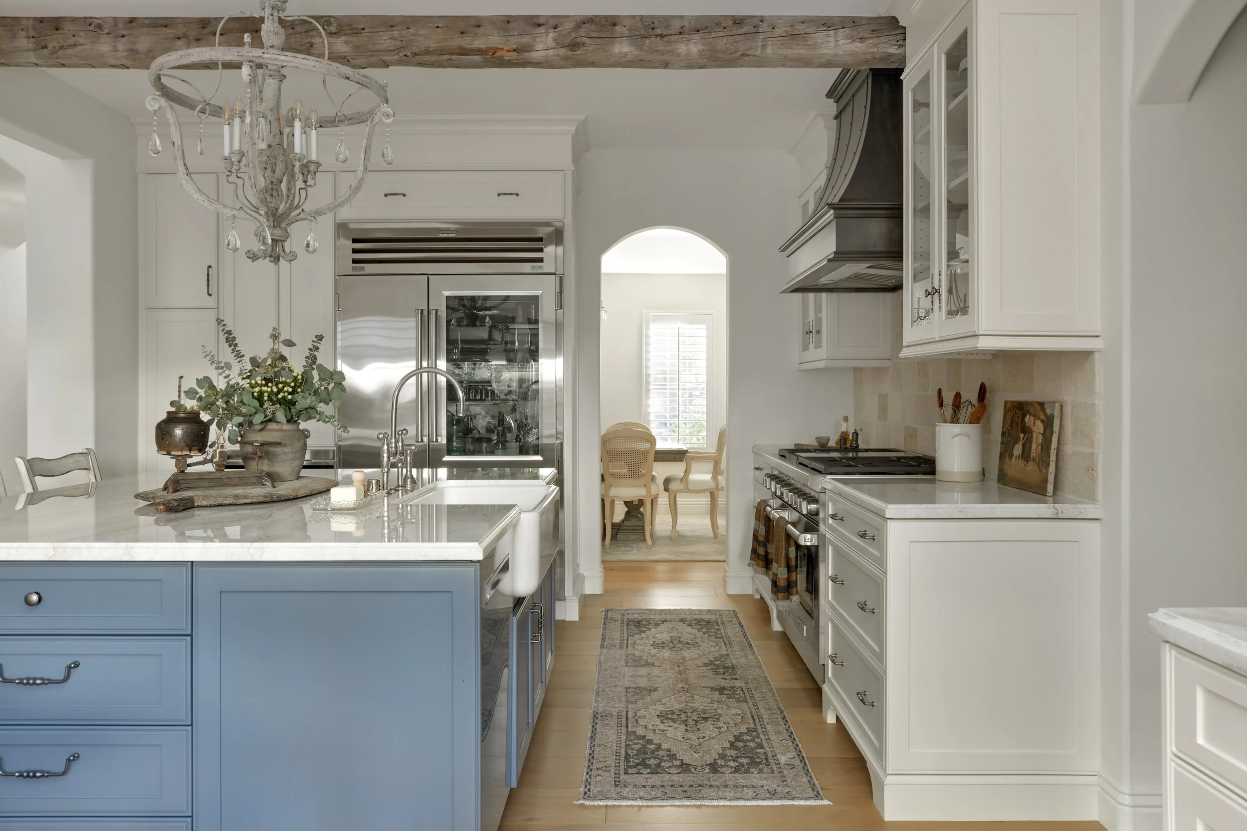The Luxe Haus_Bend_Muriello_Kitchen_2M8A8117.jpg