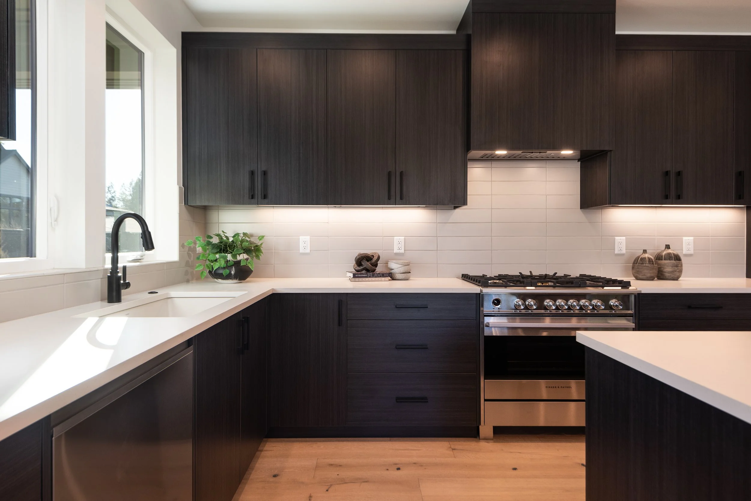 Luxehouse_promo-3.jpg