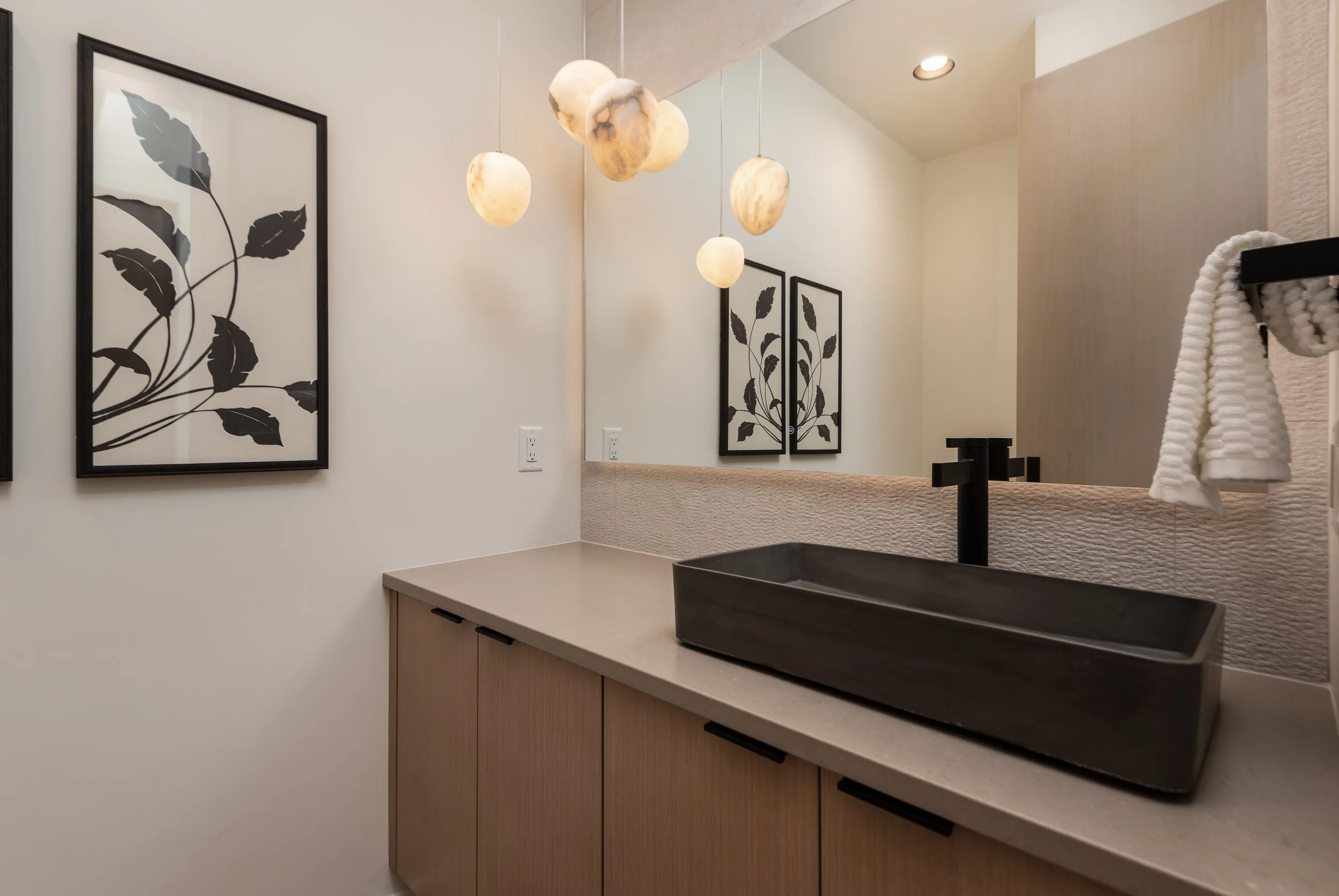 Luxehouse_promo3-4.jpg