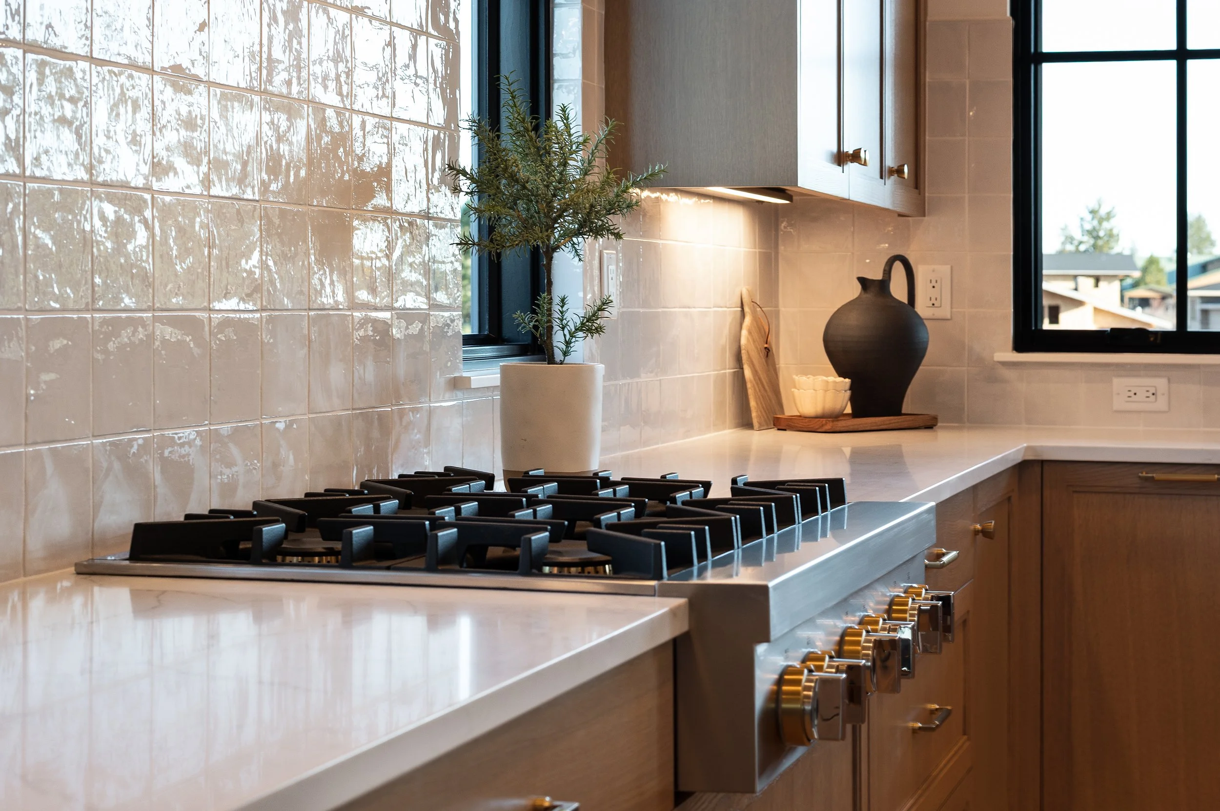 Luxehouse_promo2-7.jpg