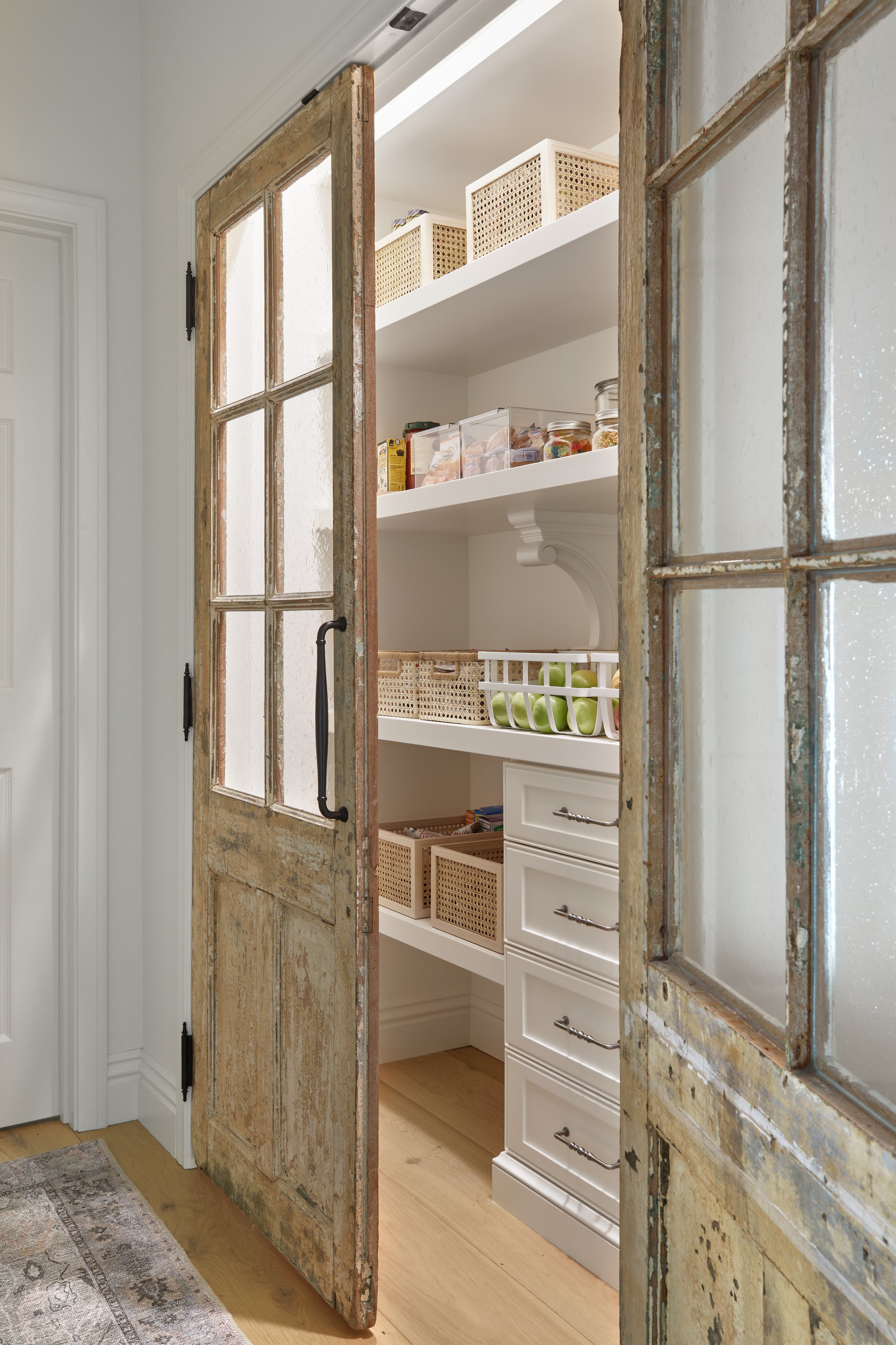 The Luxe Haus_Bend_Muriello_Hallway_2M8A8004.jpg