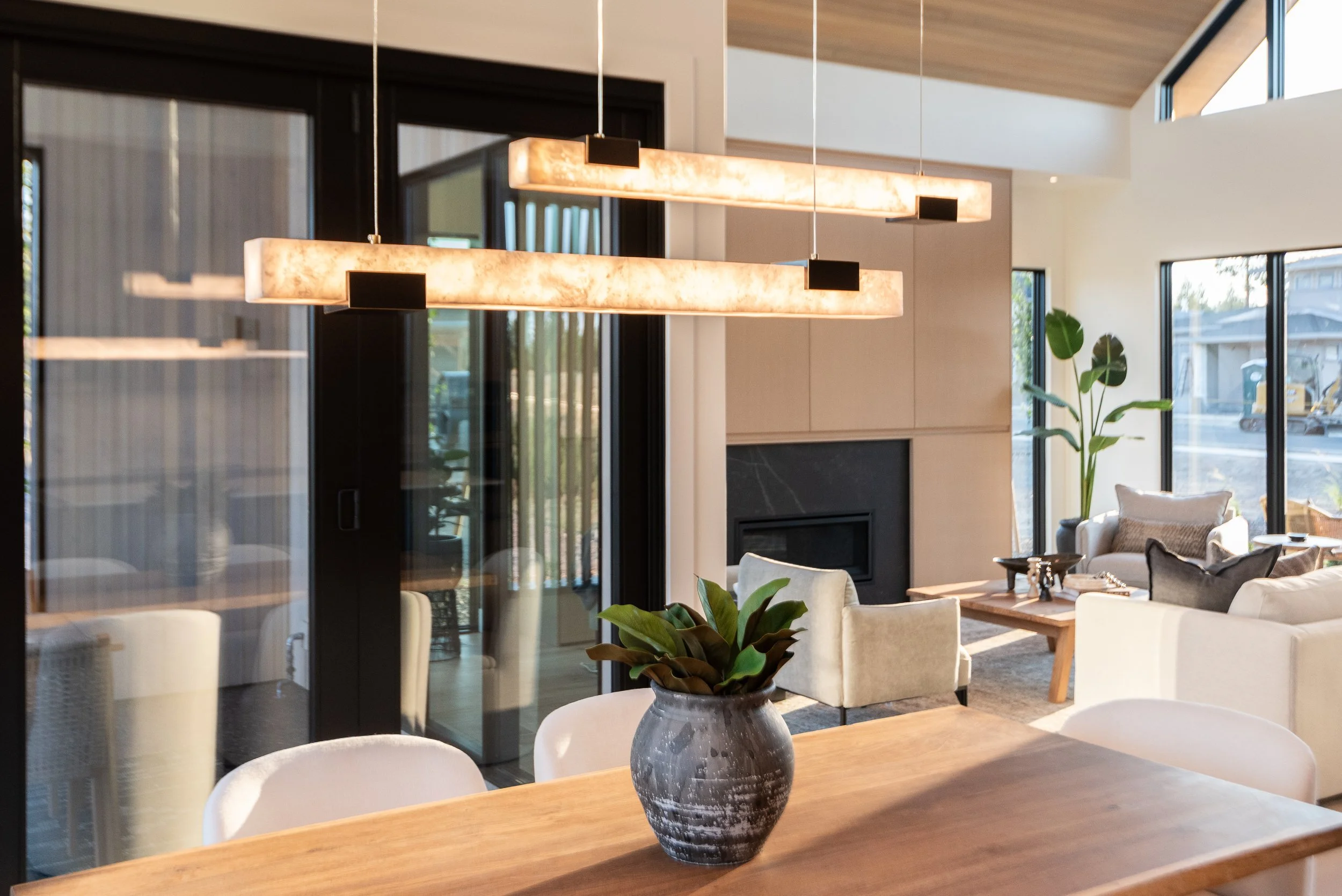 Luxehouse_promo3-5.jpg