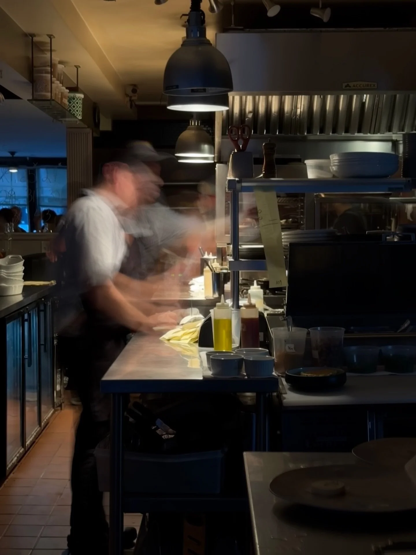 Things move fast in our kitchen, but a great steak refuses to be rushed.❤️&zwj;🔥🥩

Salt. Time. Heat. Cooked to your liking. When it&rsquo;s ready, it&rsquo;s all yours.🤘

What&rsquo;s your cut of choice? Hanger? Filet? Mission cut?

#steakhouse #m