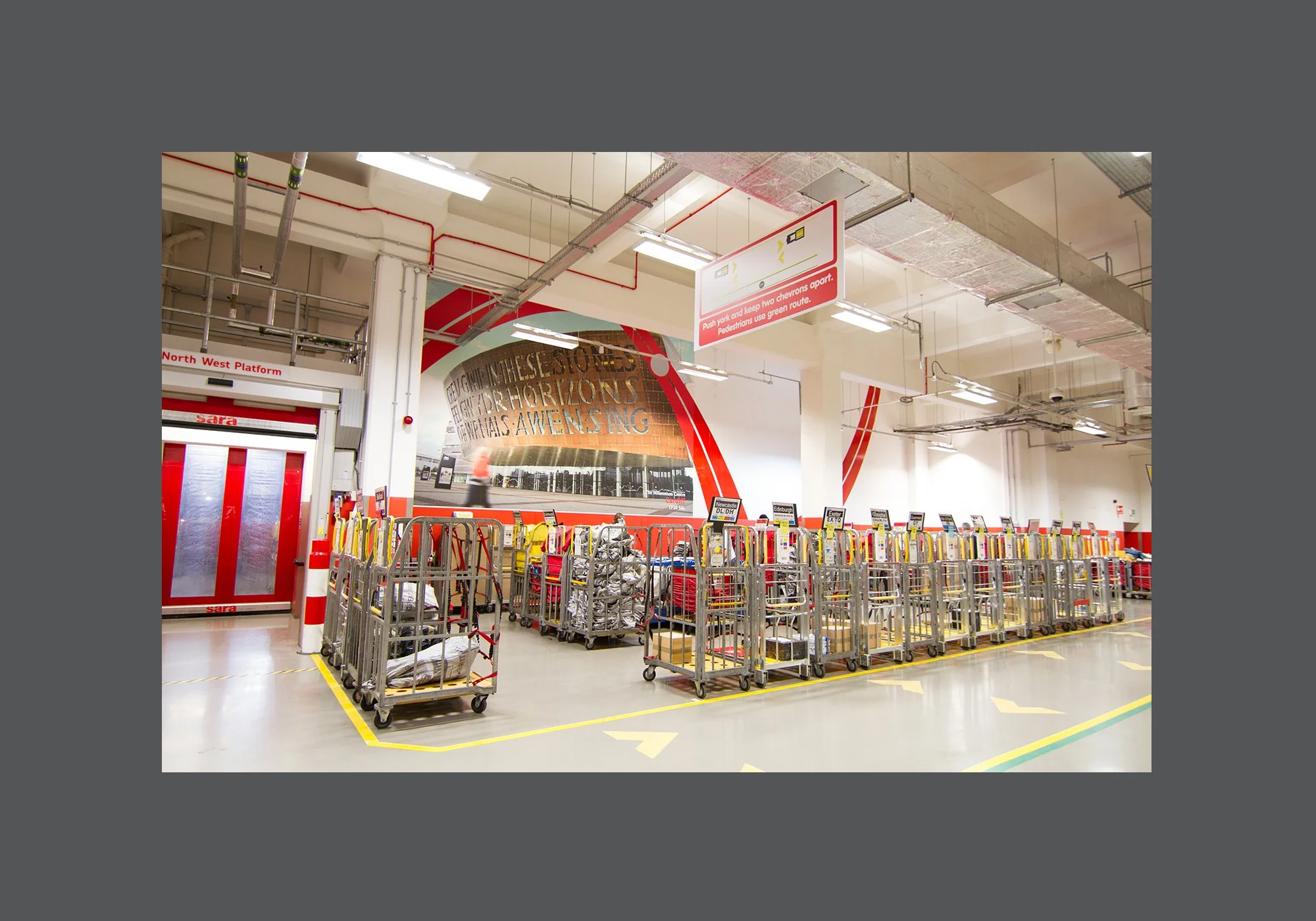 Royal Mail_Sorting Floor 01.jpg