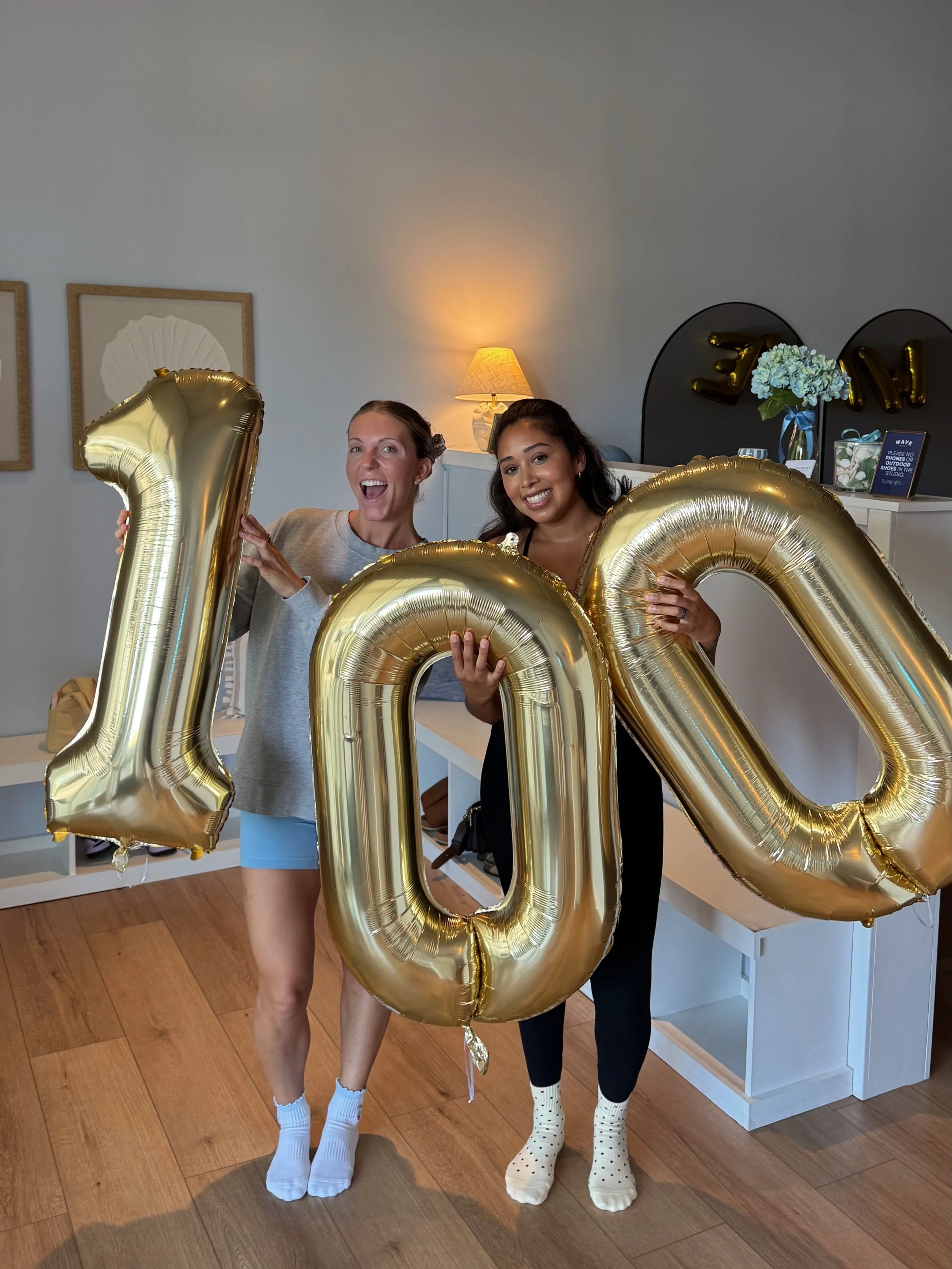✨ 100 CLASSES FOR BARBARA! ✨

Our 3rd member to join the 100 Club!! 🥹🤍

We love Barbara so much! She is unbelievably consistent, works so hard, and looks cute doing every bit of it! 🫶🏼 Barbara, we are so thankful to have you as such a special par