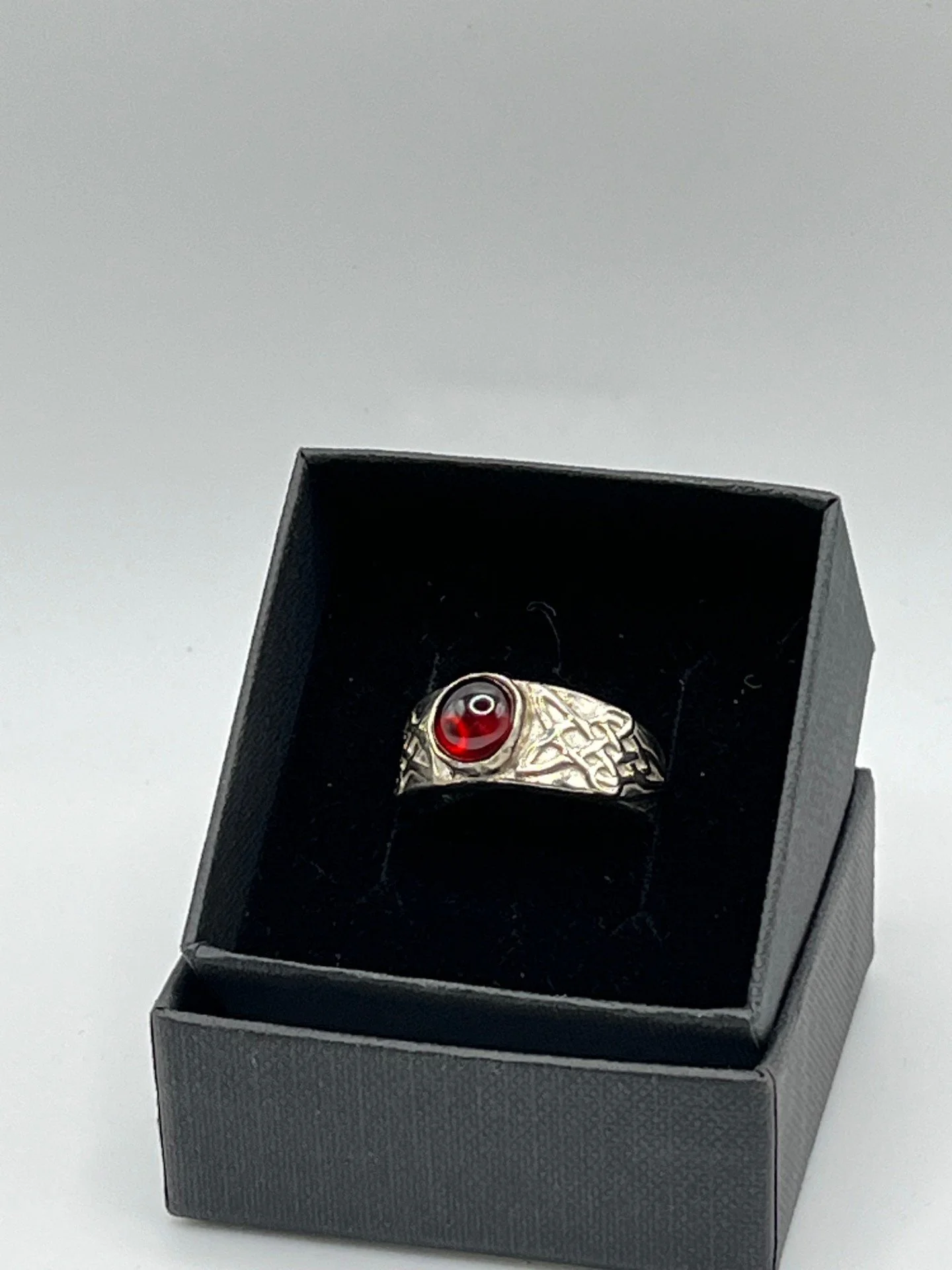 Heavyweight Celtic knotwork ring