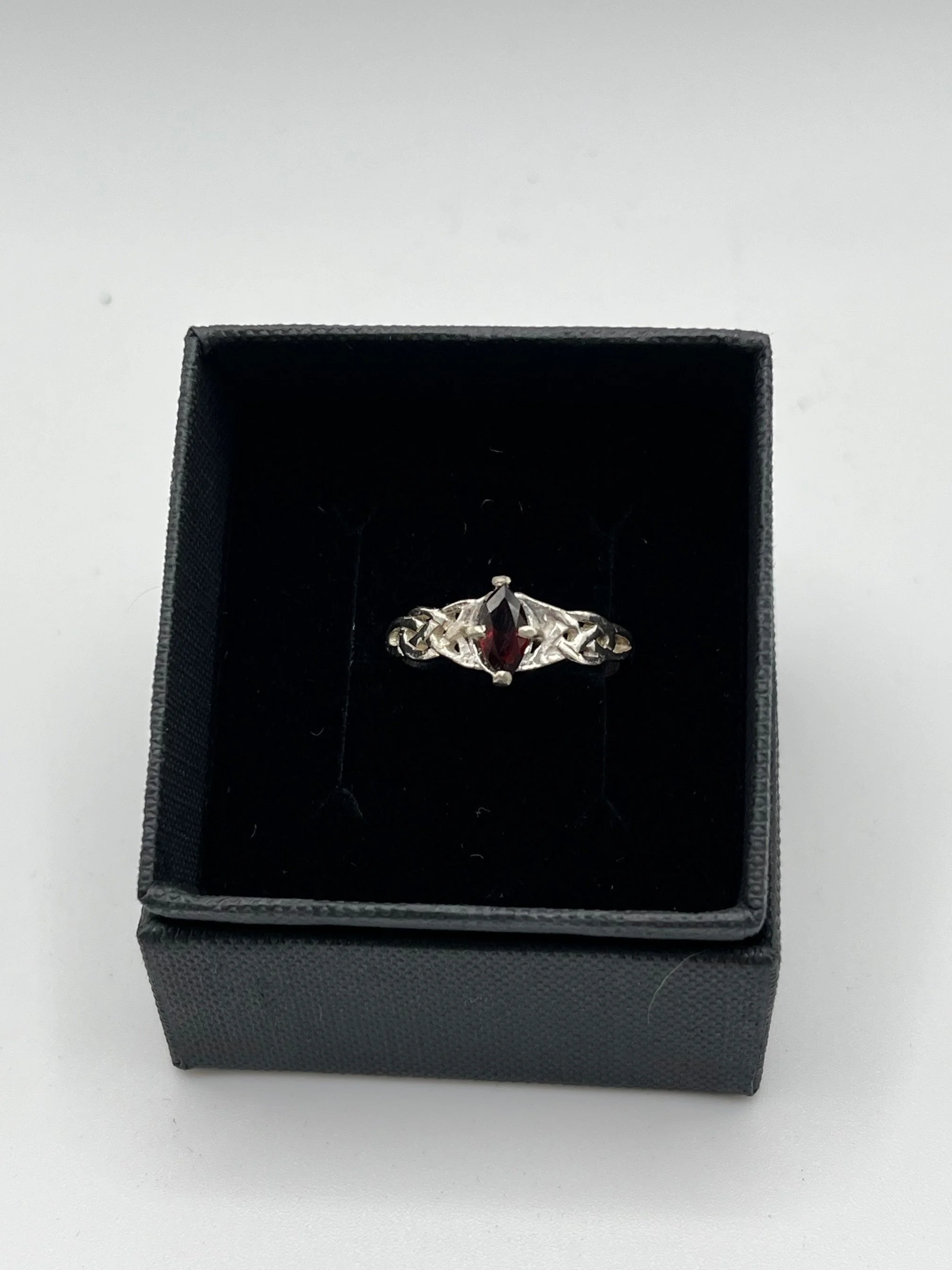 Ladies stone set Celtic ring