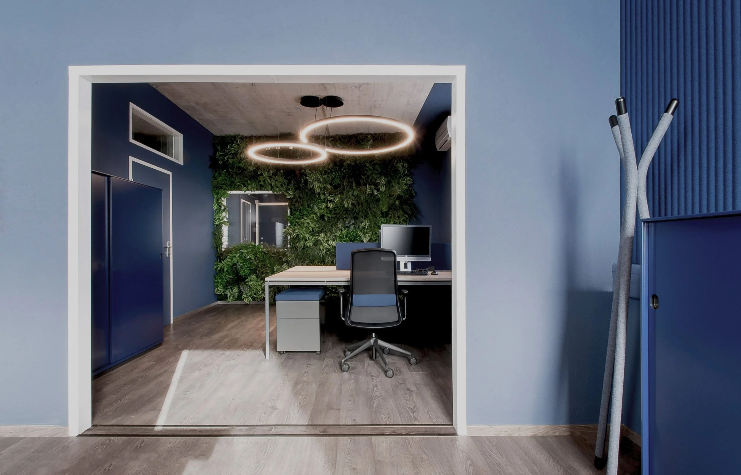 Daniela_Fischli_interior_designer_fip_studio_contract_ufficio_AD_HVerpackungen_Mezzovico_co_working_open_space.jpg
