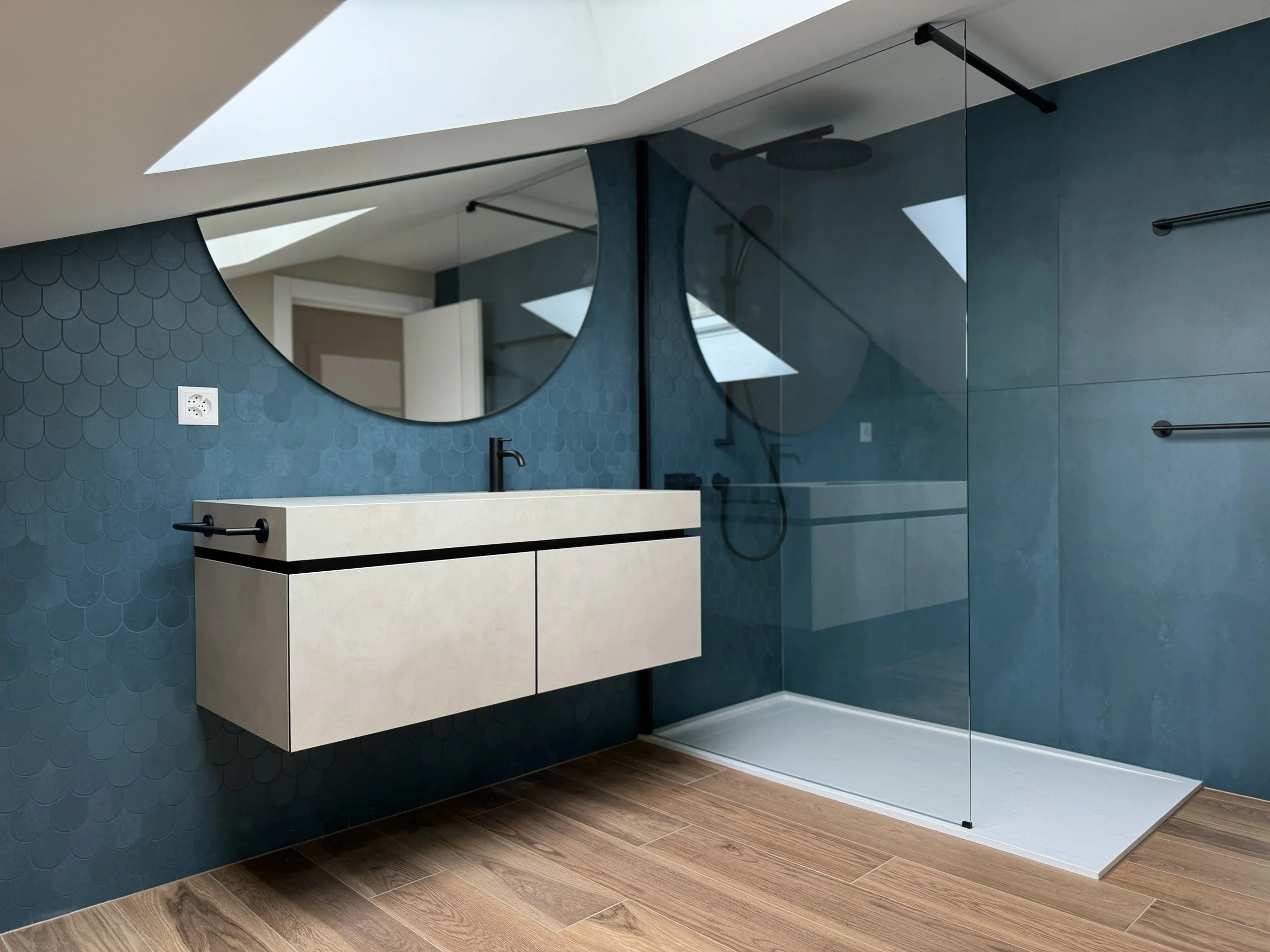daniela_fischli_interior_designer_fip_studio_residential_villa_Muzzano_bagno_doccia.jpg