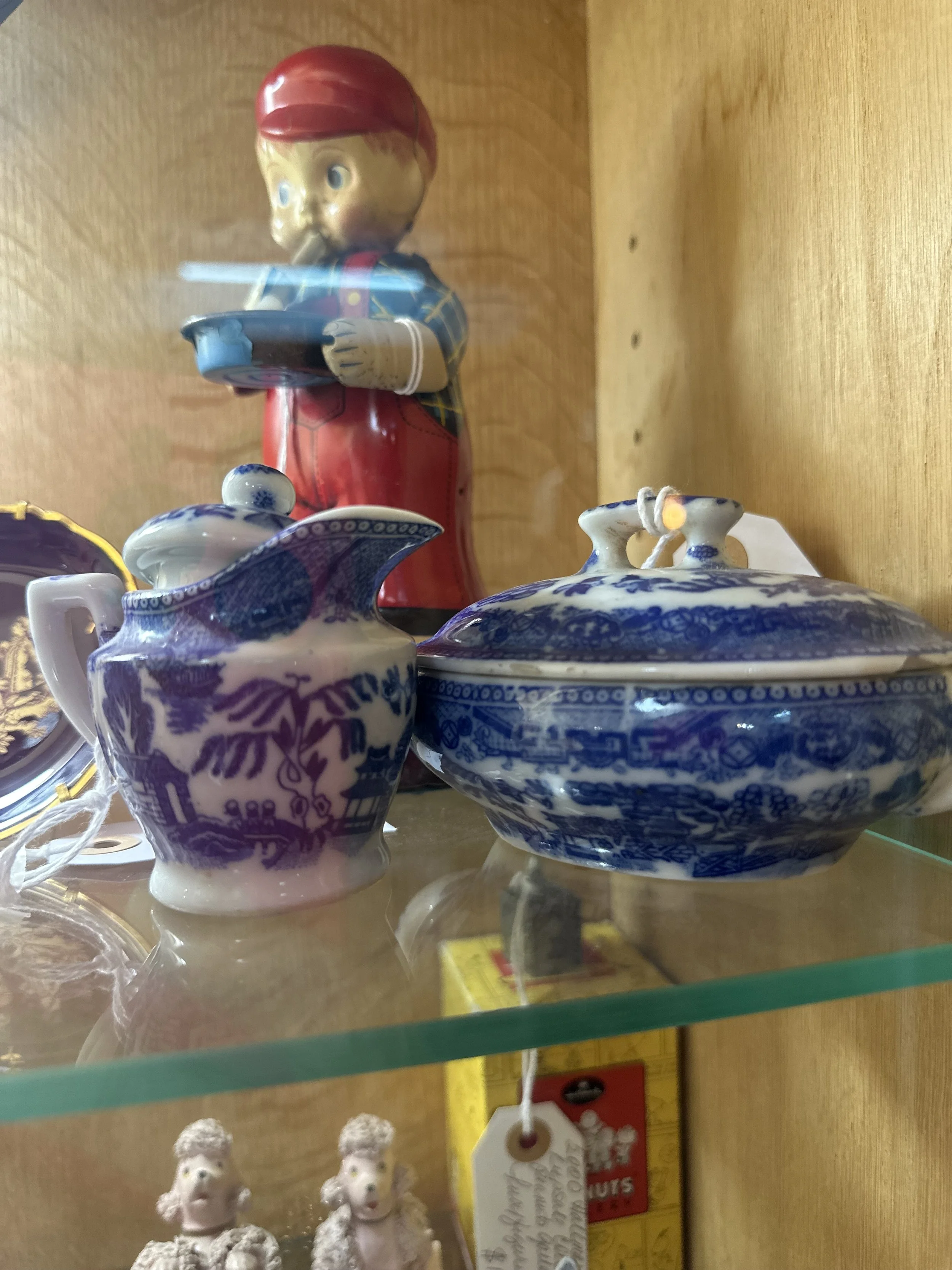 Prindi's Antiques& Collectibles - IMG_2064.jpeg
