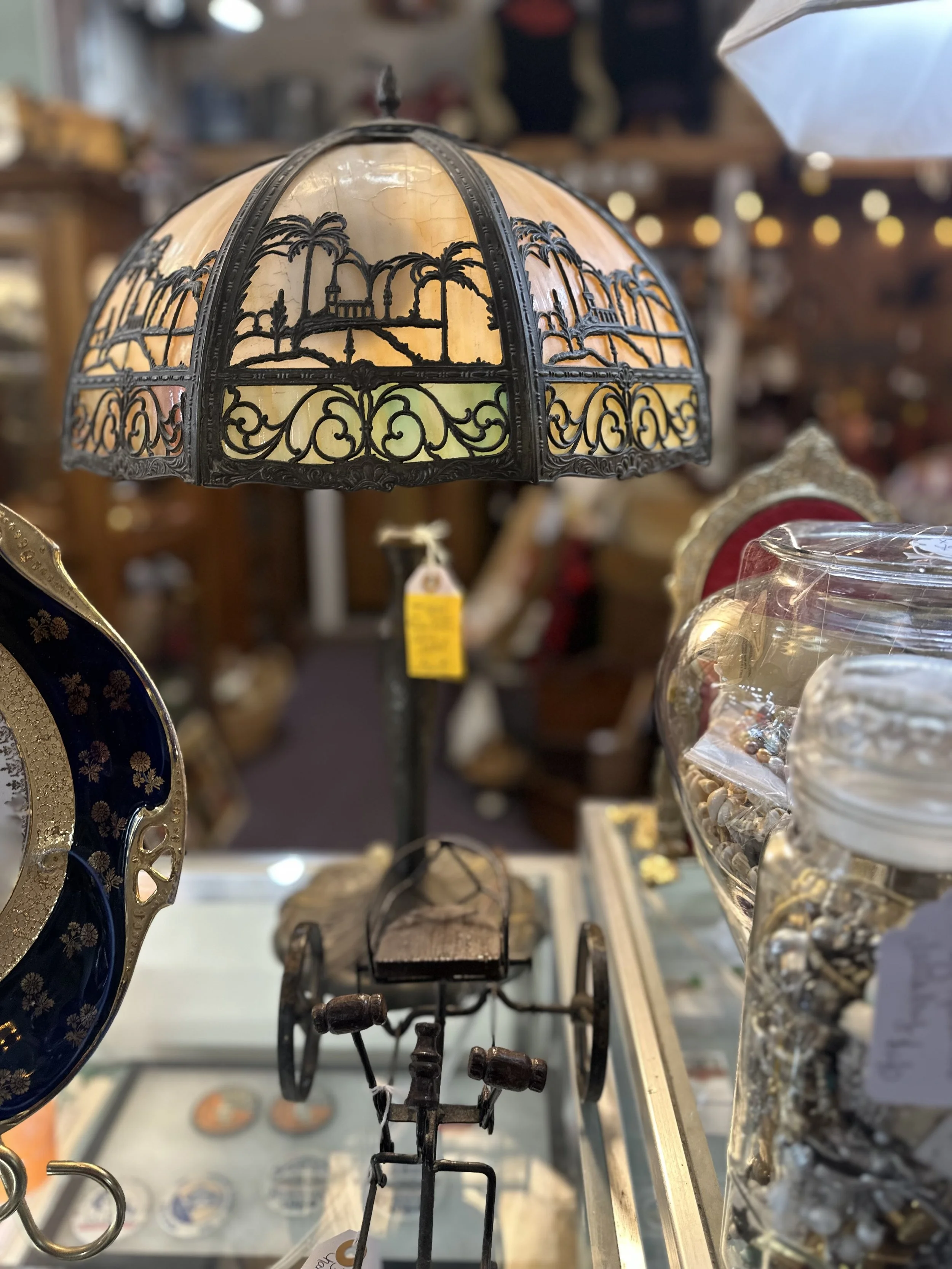 Prindi's Antiques& Collectibles - IMG_2066.jpeg