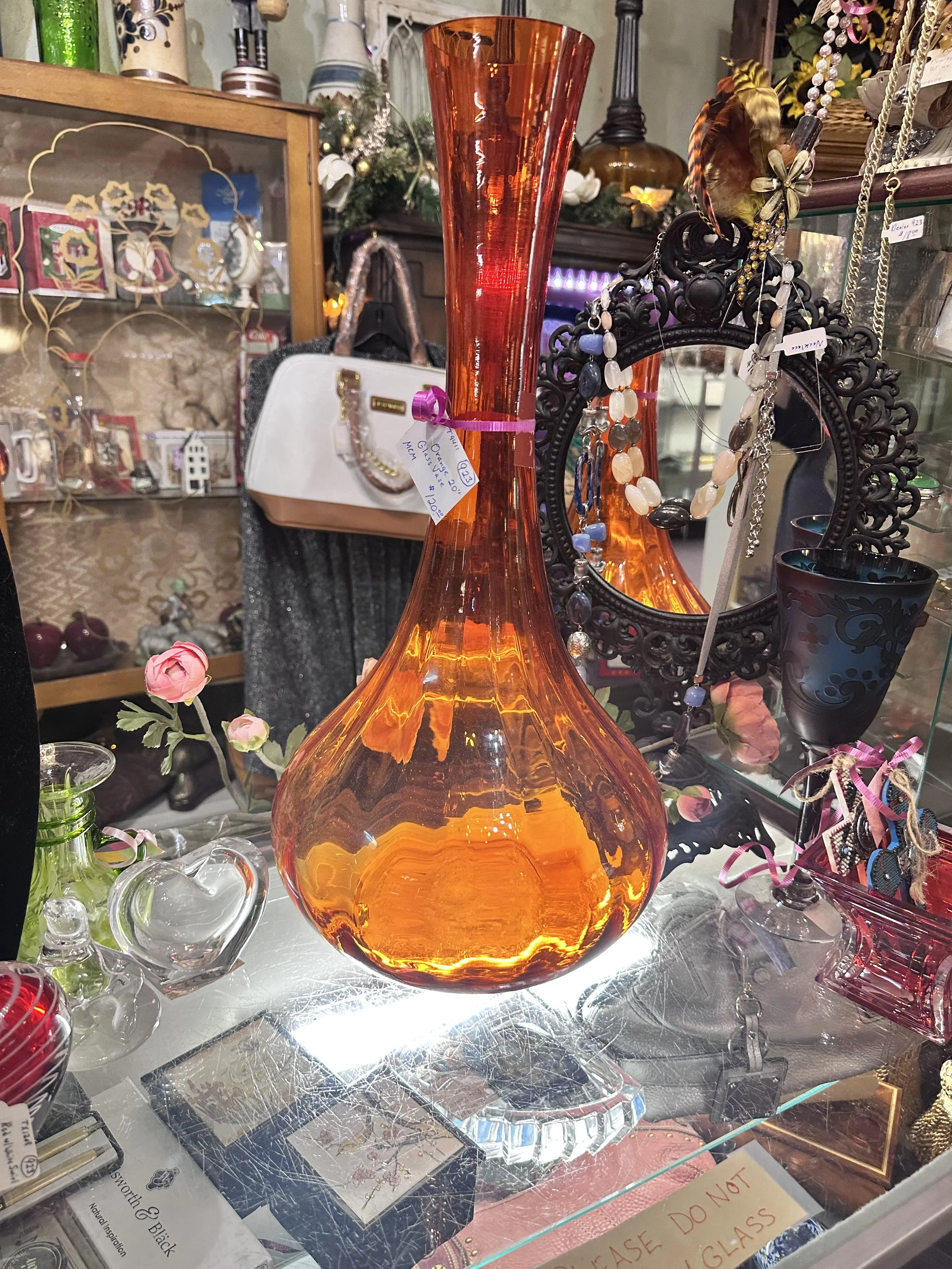 Prindi's Antiques& Collectibles - IMG_2074.jpeg