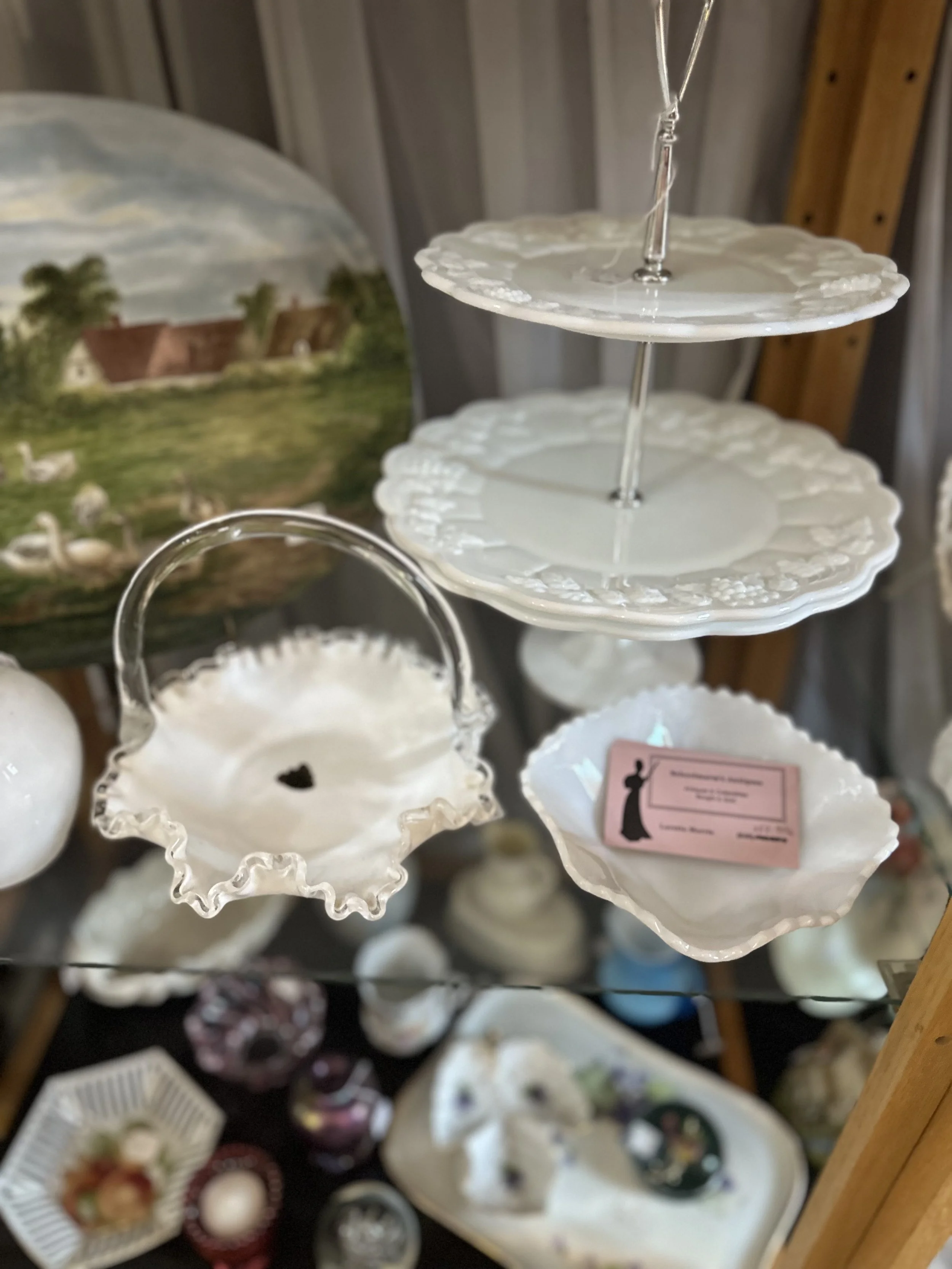 Prindi's Antiques& Collectibles - IMG_2028.jpeg