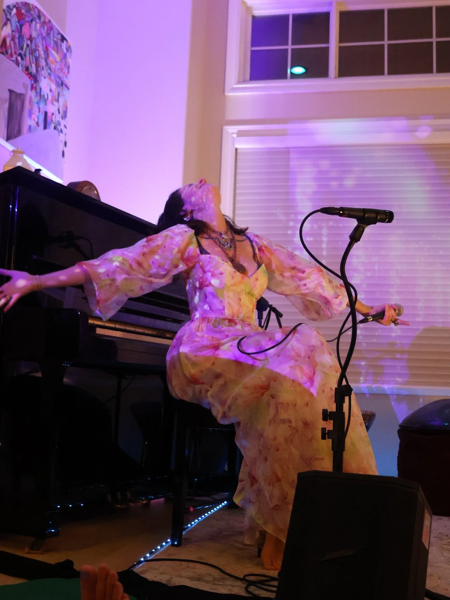 &ldquo;The more of you, you show us, the more of you we can love.&rdquo;

📸My Equinox Costume Therapy Prayerformance - what a gift is this communal stage. 

🪩 🪷 Incredible event &amp; concert by @mend.the.spirit with @gracezakko 

Feels like a reb