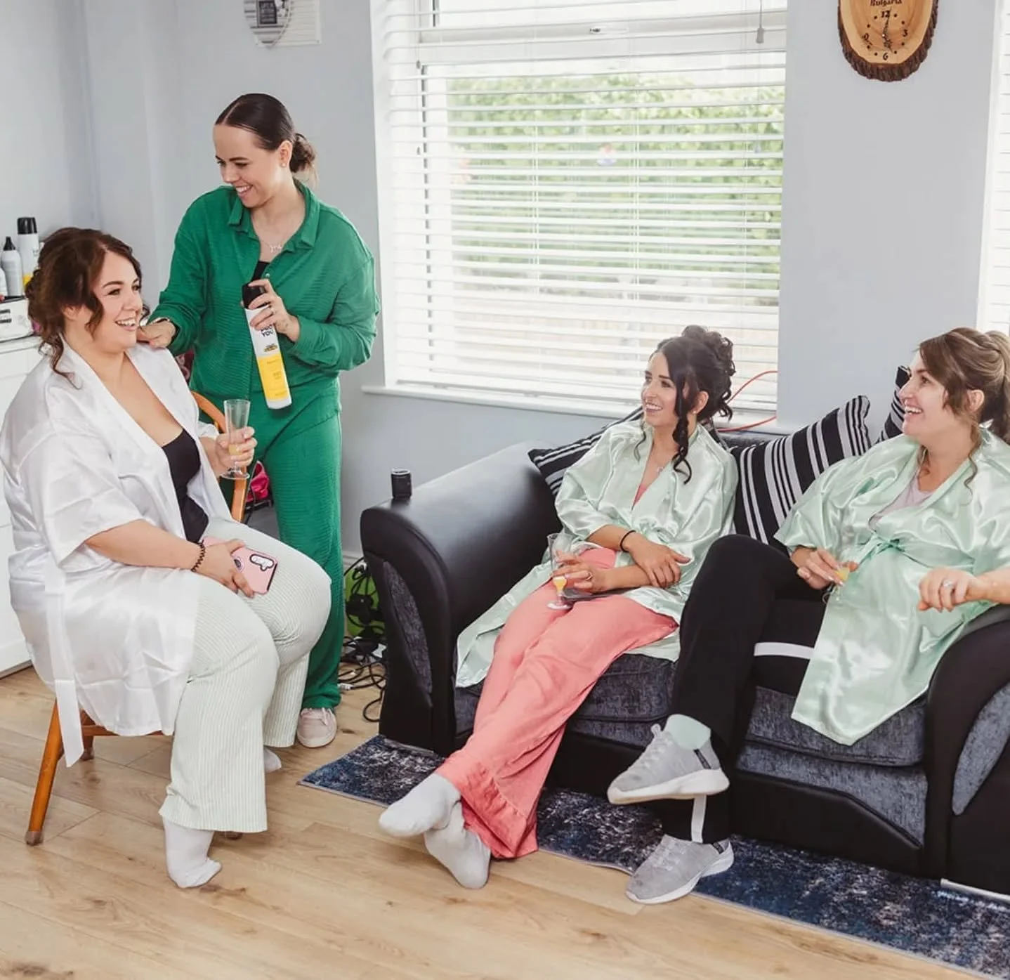 A bridal party full of beauty inside &amp; out ✨️ 

Makeup by @byaislinghickey 
Photographer @ianhennnessyphotography 

#bridalhairstylist #bridal #bridalparties #callout