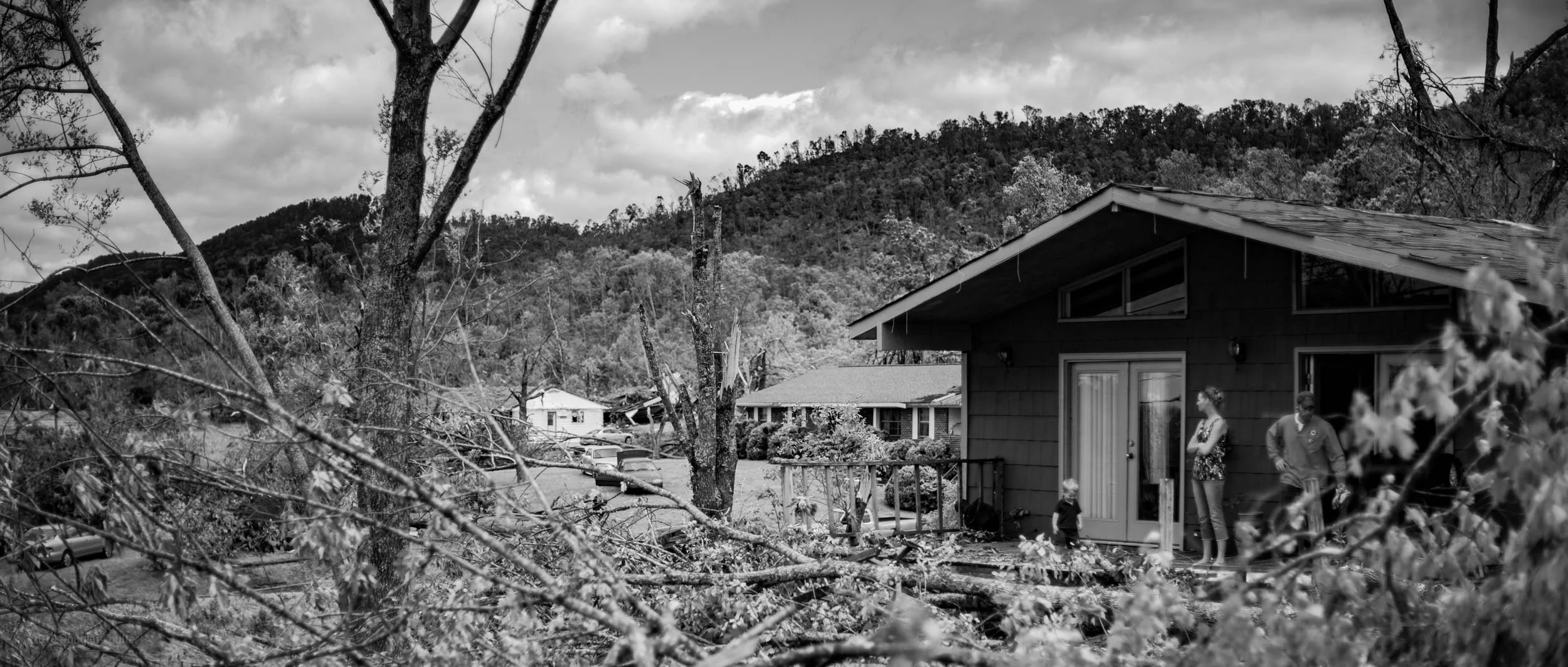 036-1432-0470-914-_DCP0337-110428-Doug Coulter.jpg