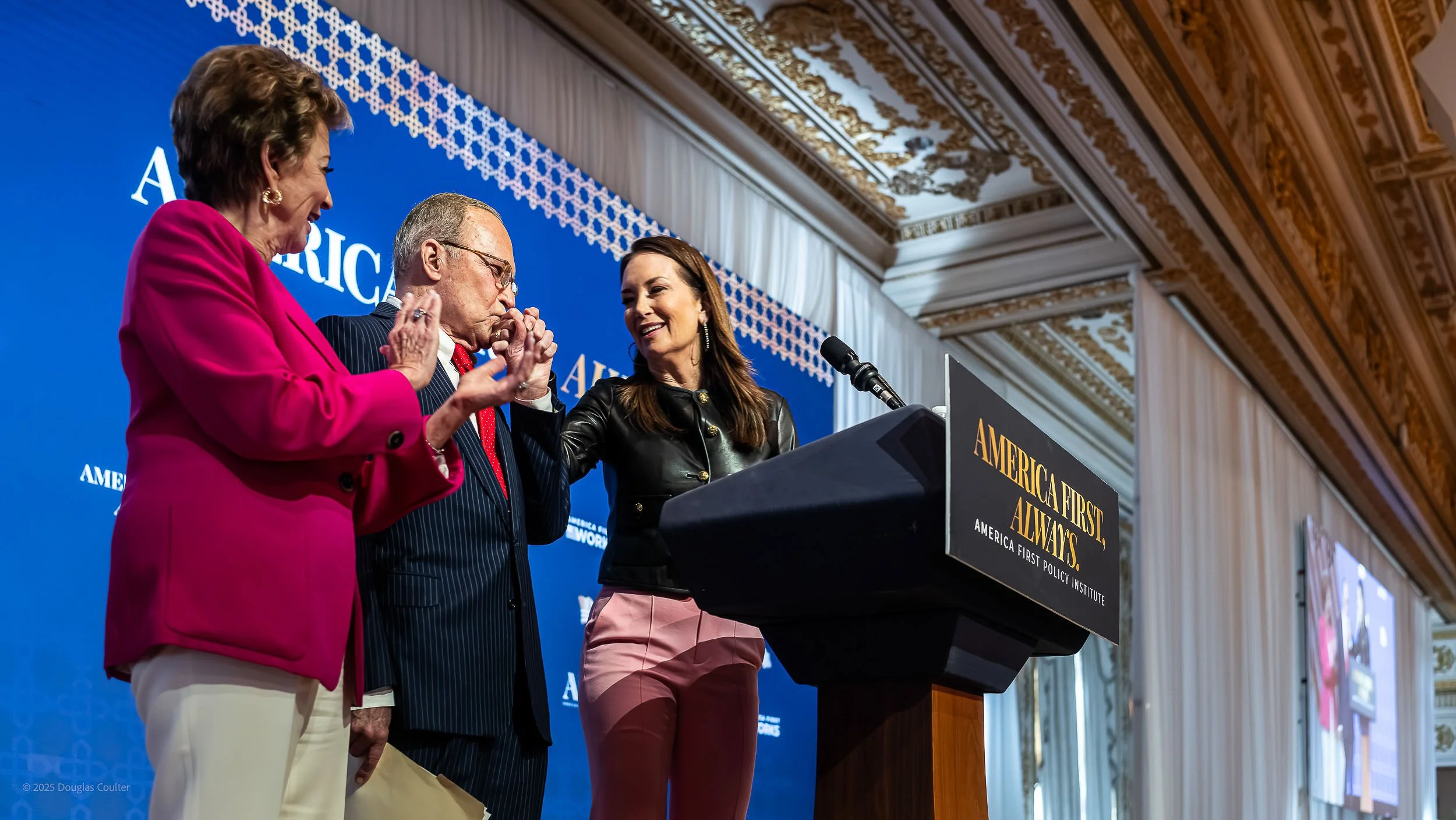 0193-S3200210-251121- ©2025 Doug Coulter.jpg