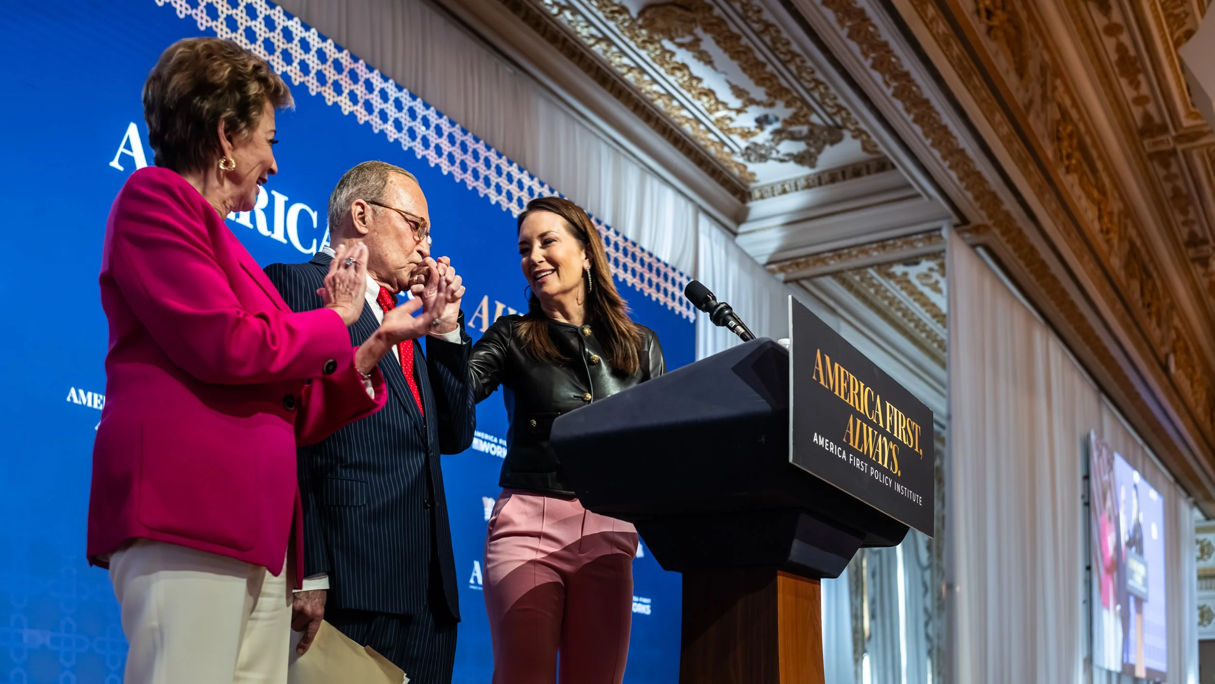 0360-S3200210-251121- ©2025 Doug Coulter.jpg