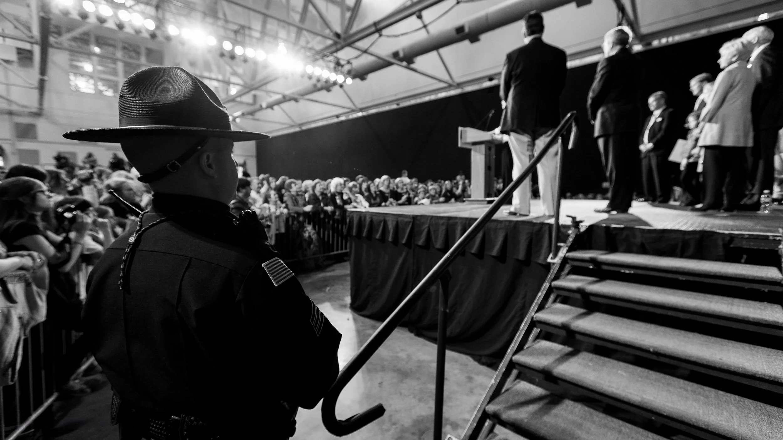 954-1360-0182-321-081201-DouglasCoulter-081201-Doug Coulter.jpg