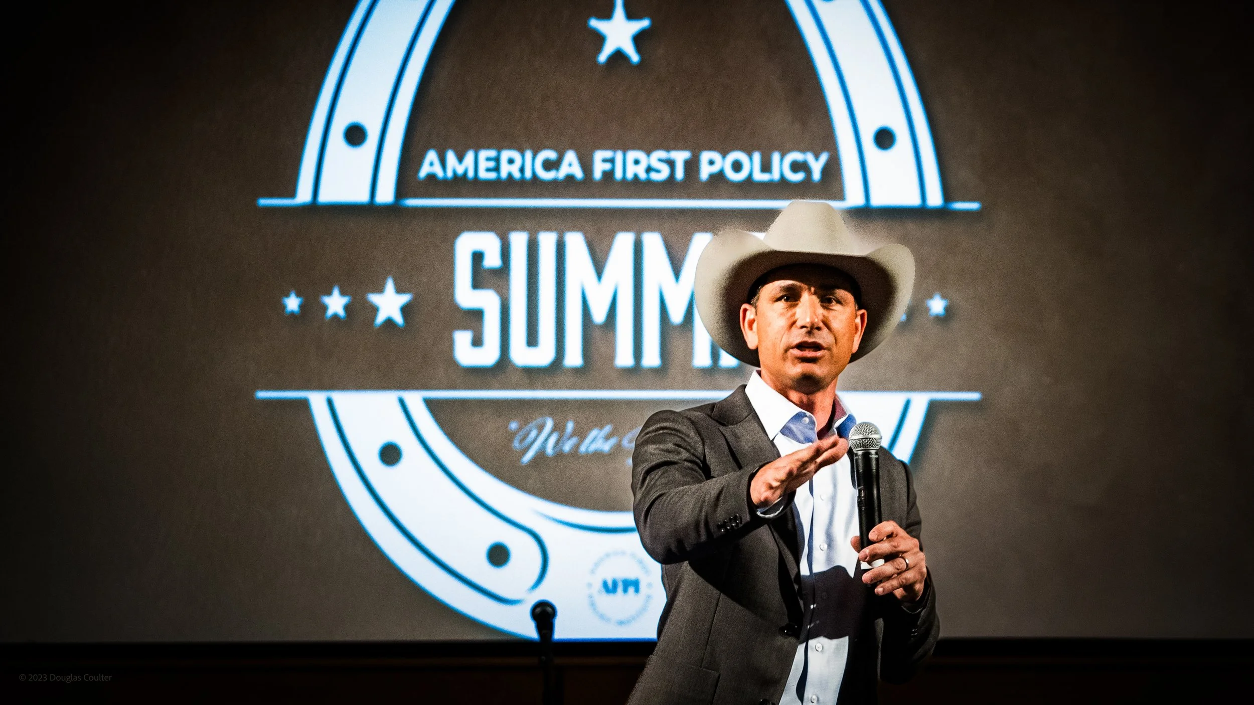 0275-_07I6246-230426- ©2025 Doug Coulter.jpg