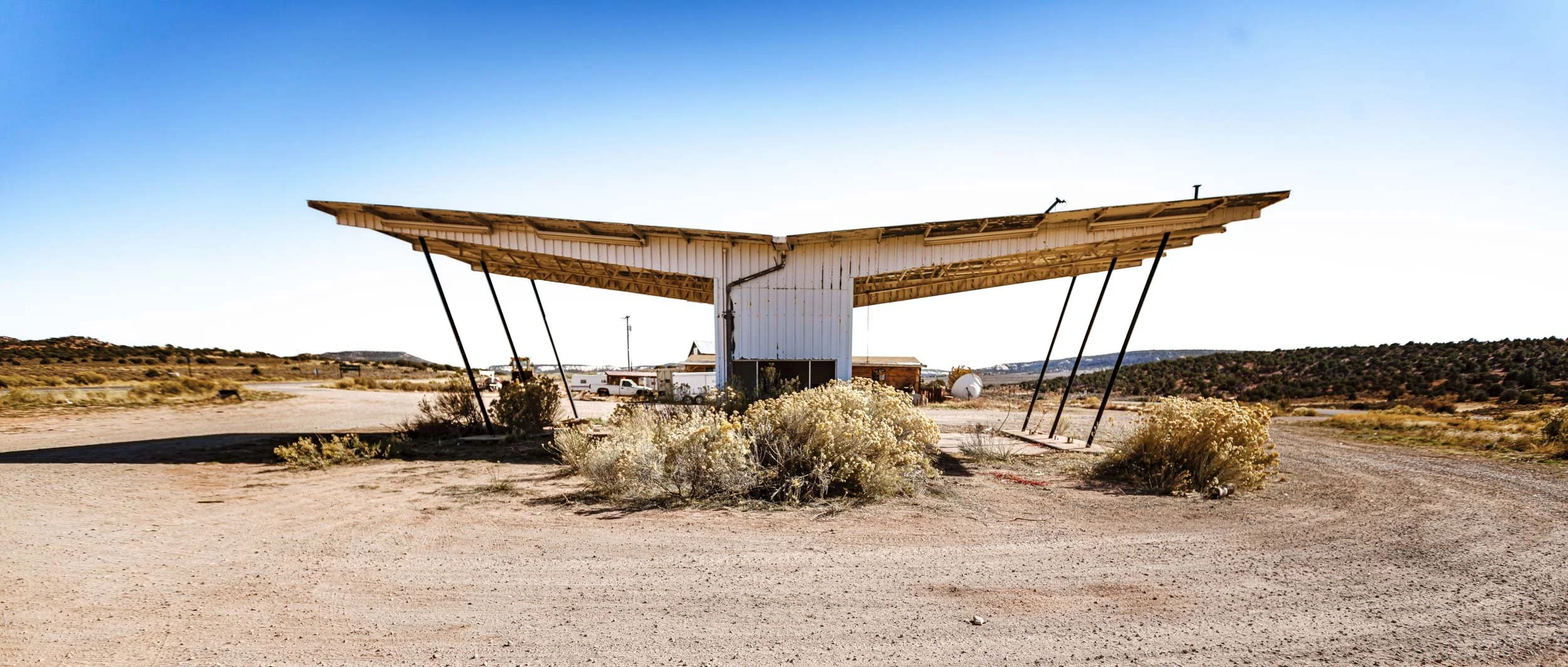 1813-0034-_4DK9959-071104-Doug Coulter-2.jpg