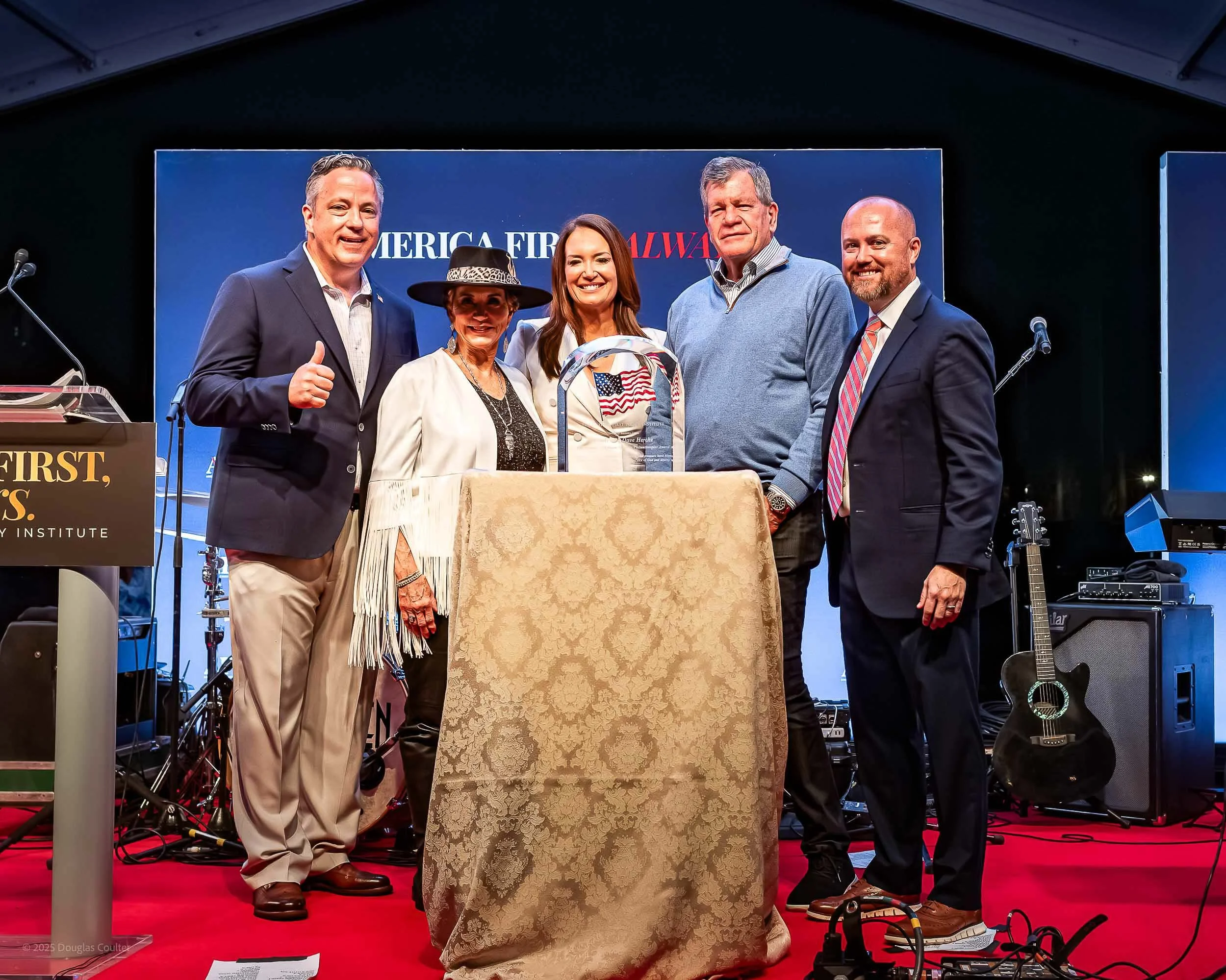 0137-S3190034-251120- ©2025 Doug Coulter.jpg