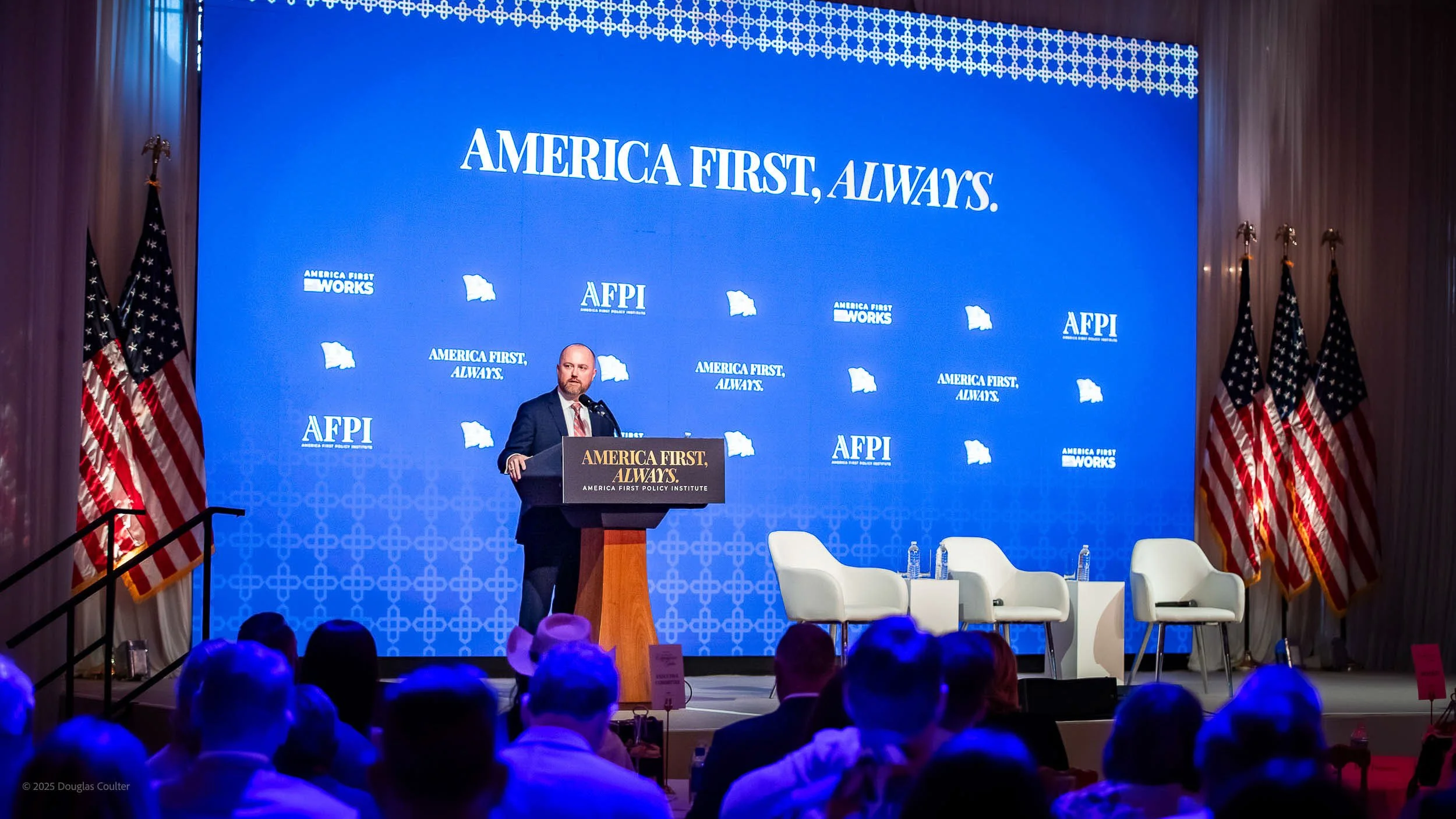 0105-_07I4095-251120- ©2025 Doug Coulter.jpg