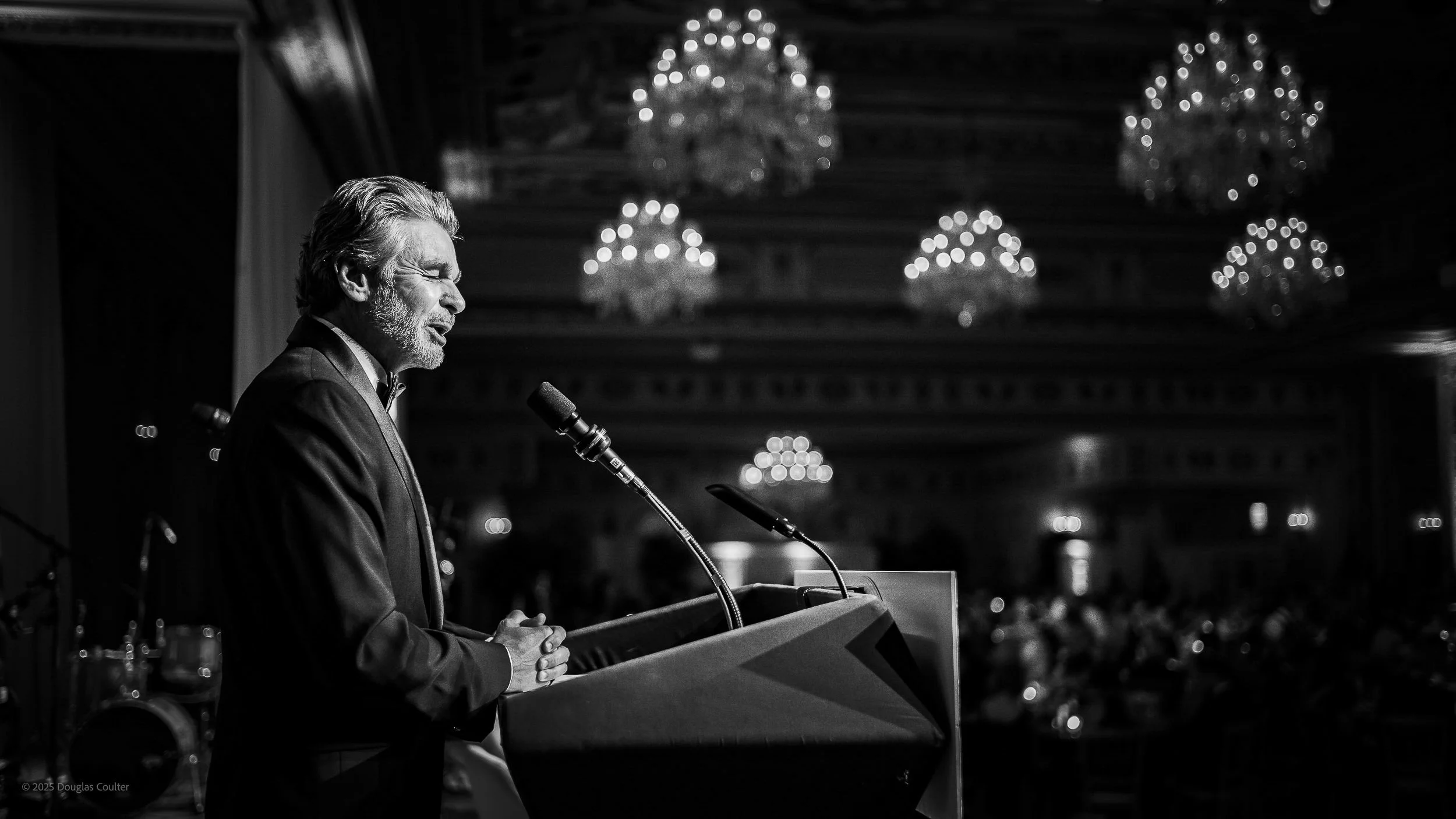 0230-M10M9739-251121- ©2025 Doug Coulter.jpg