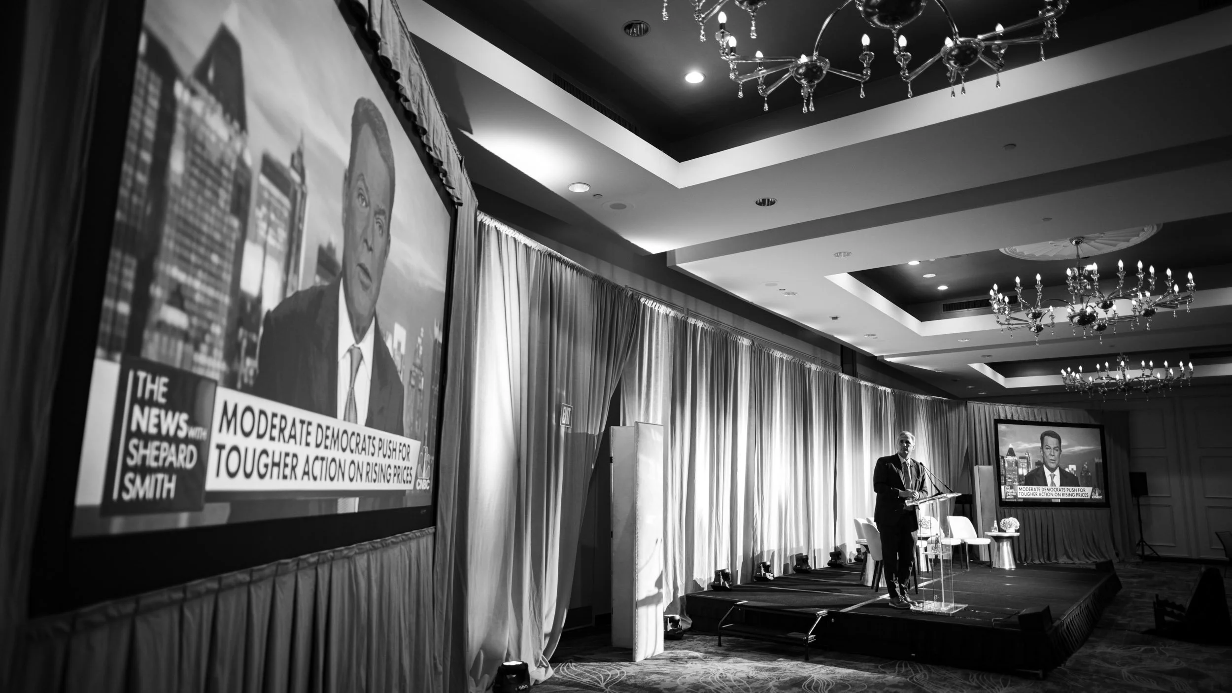 136-5872-5307-M10M6439-220613-Doug Coulter-2.jpg