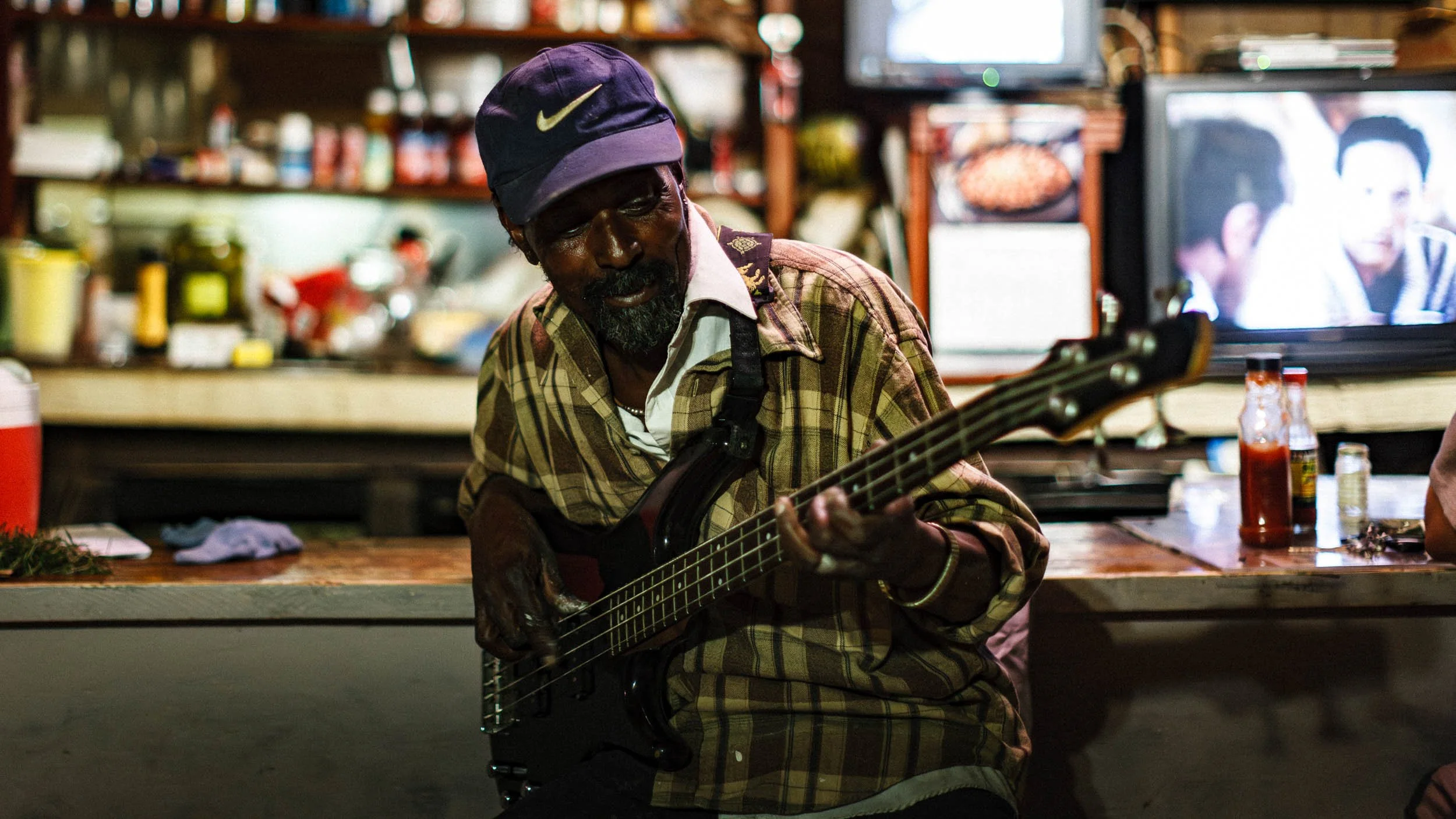 016-043-118-5558-0442-_DCP9009-110324-Doug Coulter.jpg