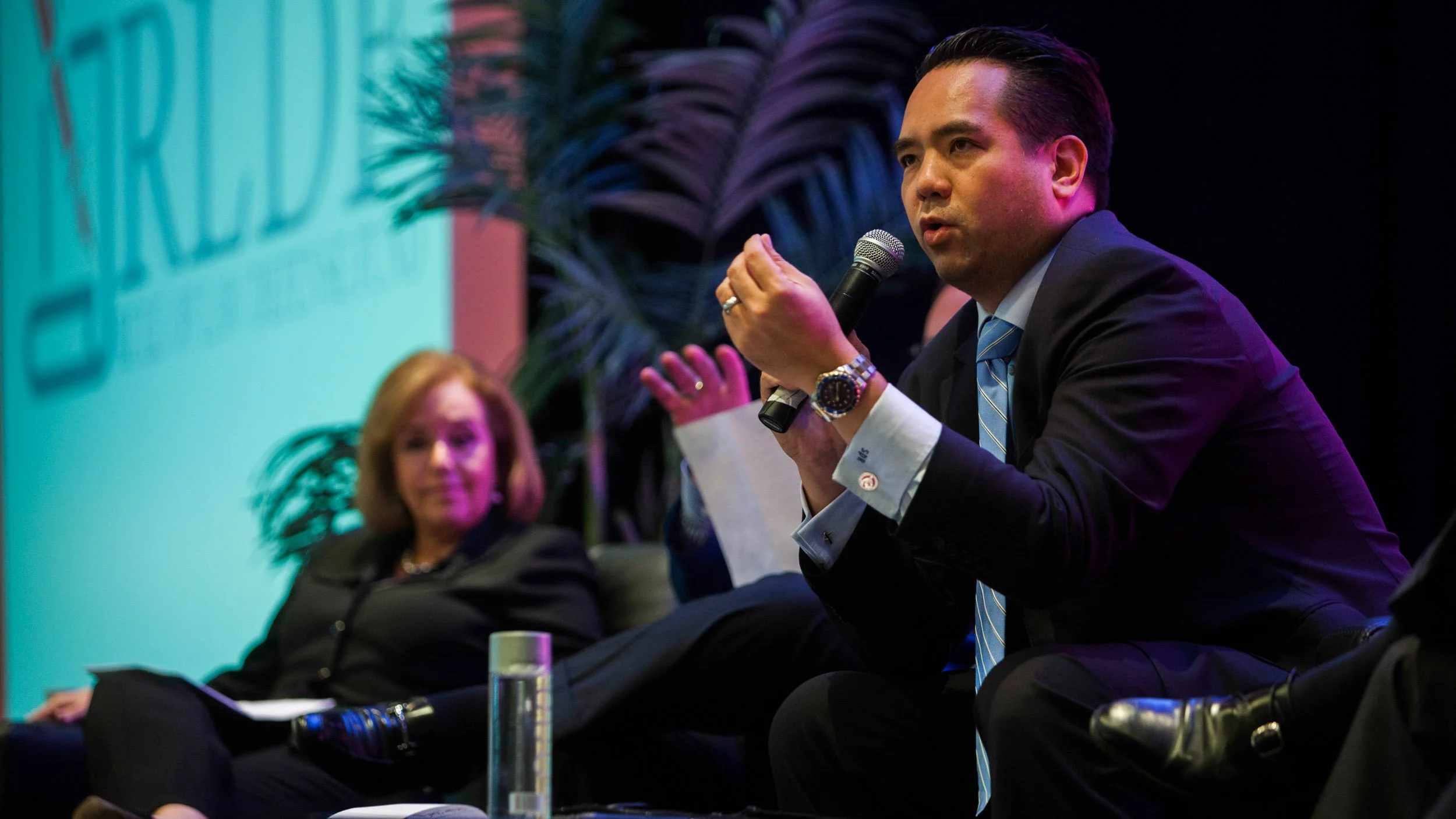 842-0297-1259-1892-_DCP0167-141116-Doug Coulter.jpg