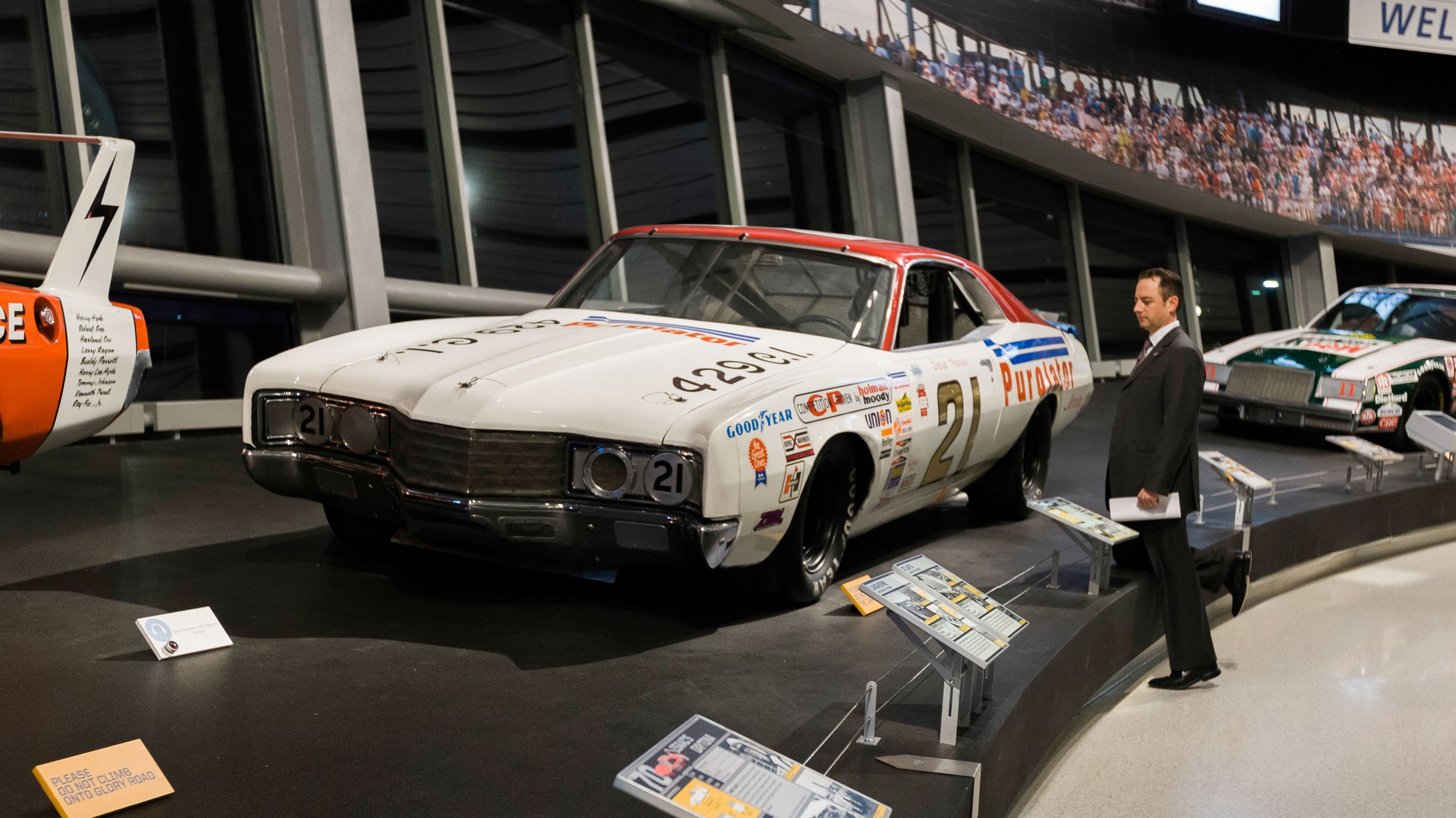 869-5604-0855-1286-_DCP7061-130123-Doug Coulter.jpg