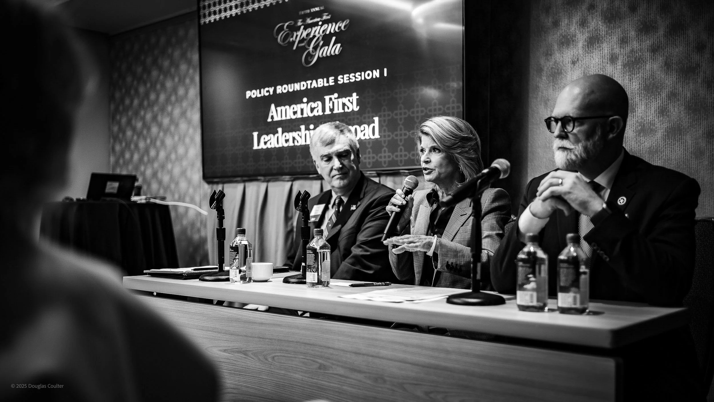 0007-M10M3921-251119- ©2025 Doug Coulter.jpg